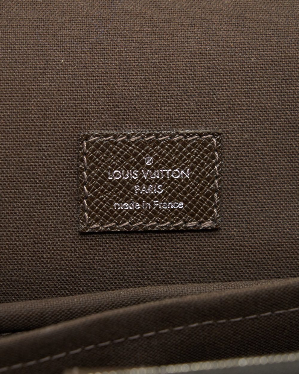 AAA Replica Louis Vuitton LV MEN’S LARGE BRIEFCASE WITH SHOULDER STRAP DARK BROWN SHW