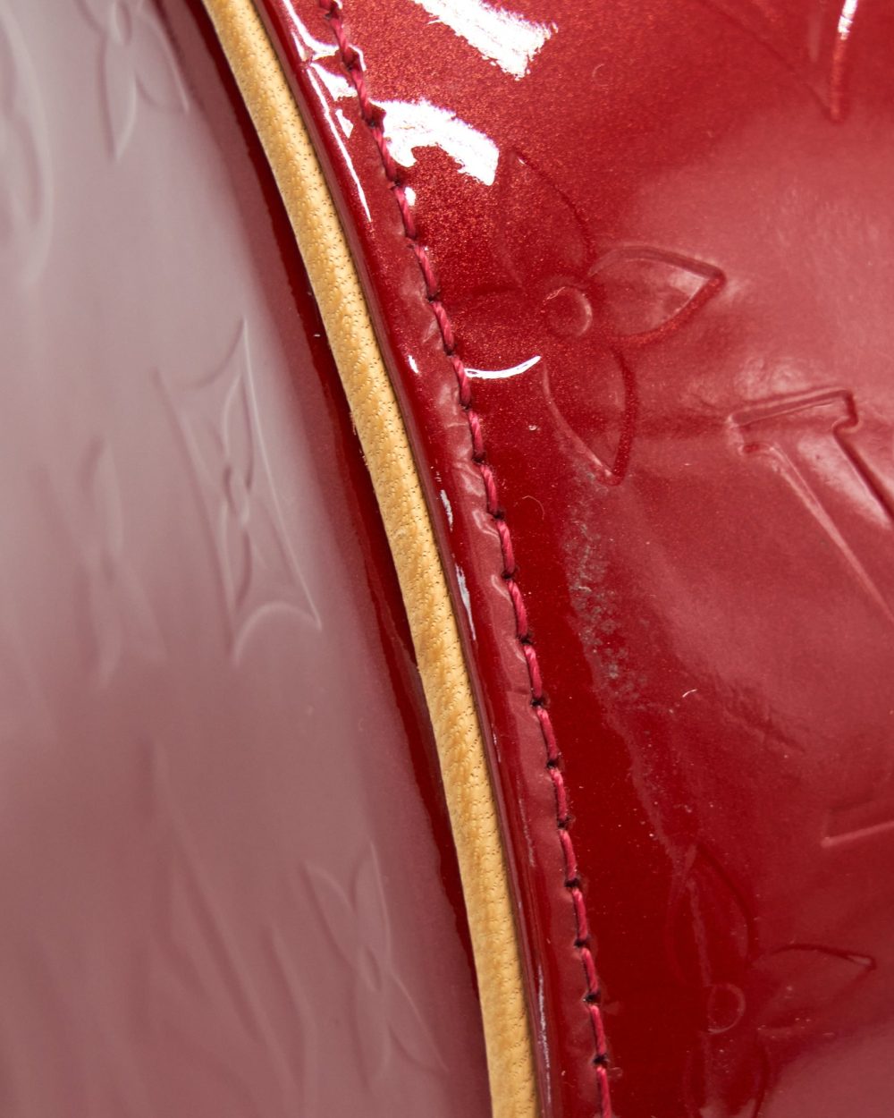 AAA Replica Louis Vuitton LV VINTAGE VERNIS PAPILLON BAG RED
