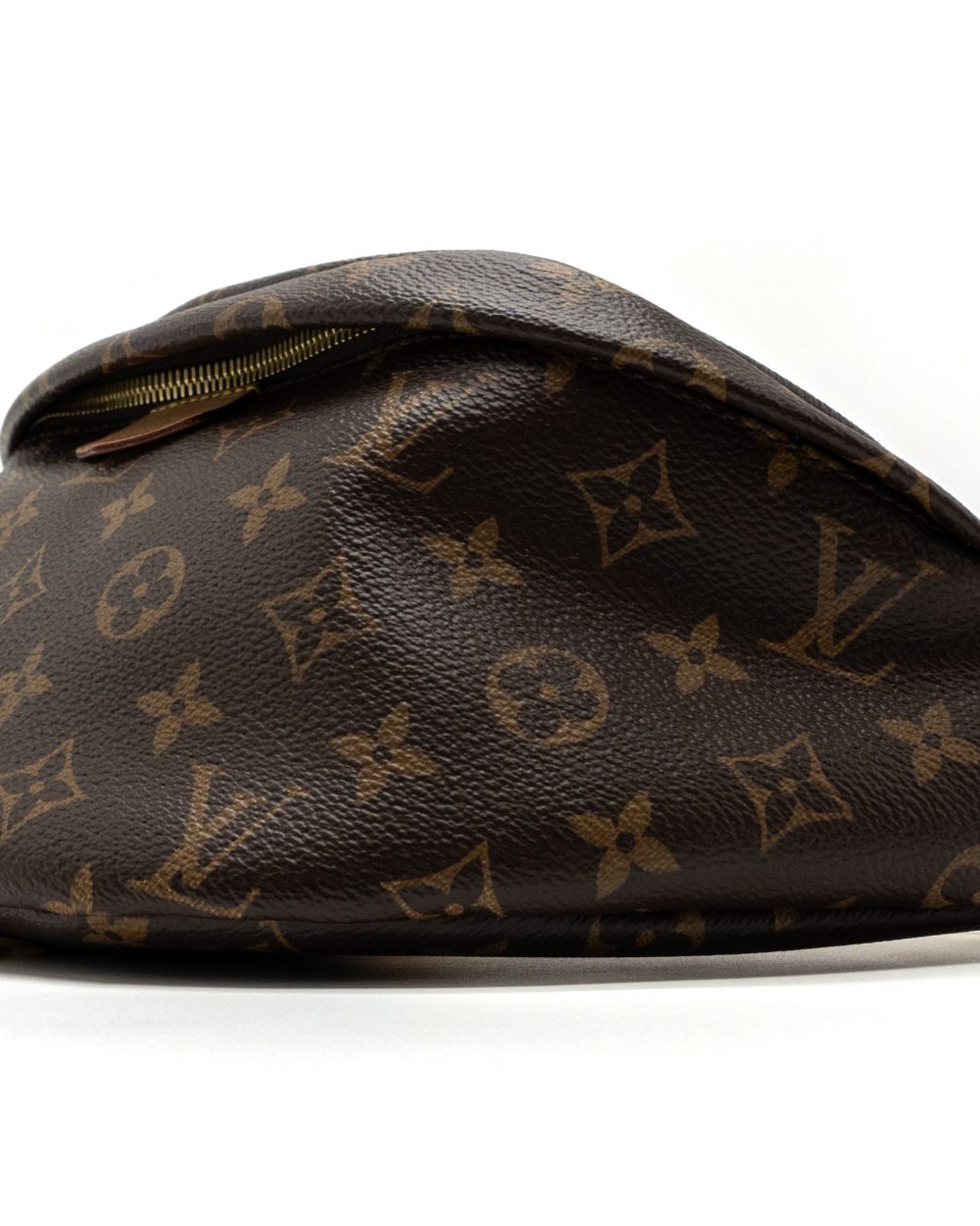 AAA Replica Louis Vuitton LV BUMBAG MONOGRAM CANVAS GHW