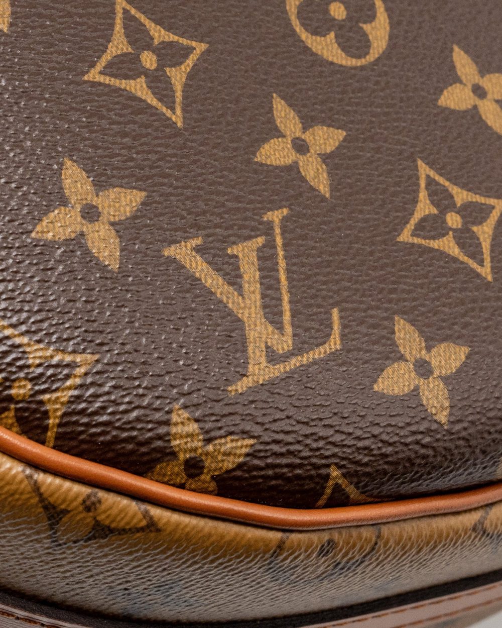 AAA Replica Louis Vuitton LV LOOP HOBO BAG MONOGRAM CANVAS GHW