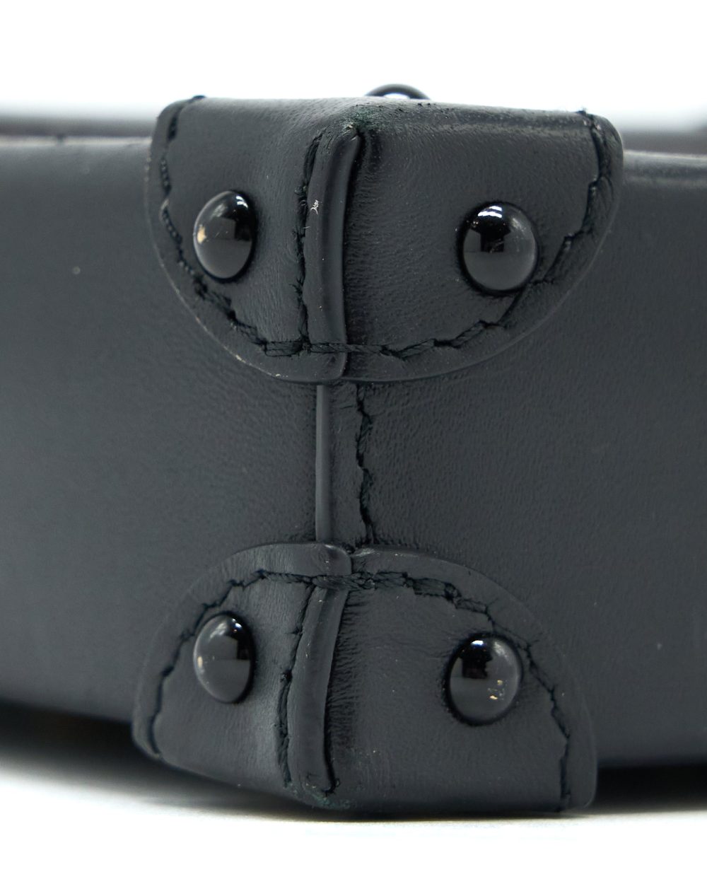 AAA Replica Louis Vuitton LV VERTICAL TRUNK POCHETTE MONOGRAM CANVAS GHW