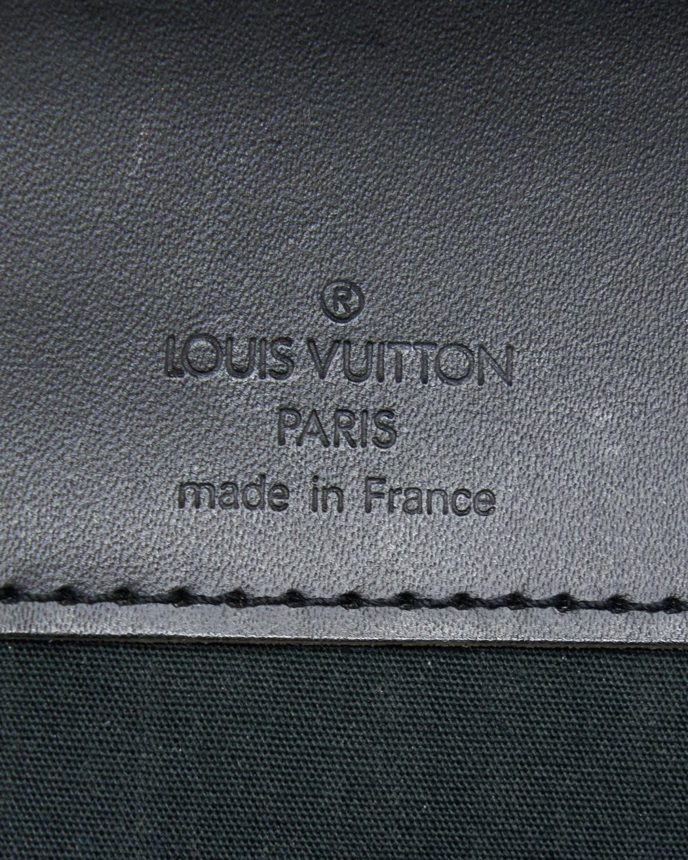 AAA Replica Louis Vuitton LV VINTAGE SHOULDER BAG EPI BLACK