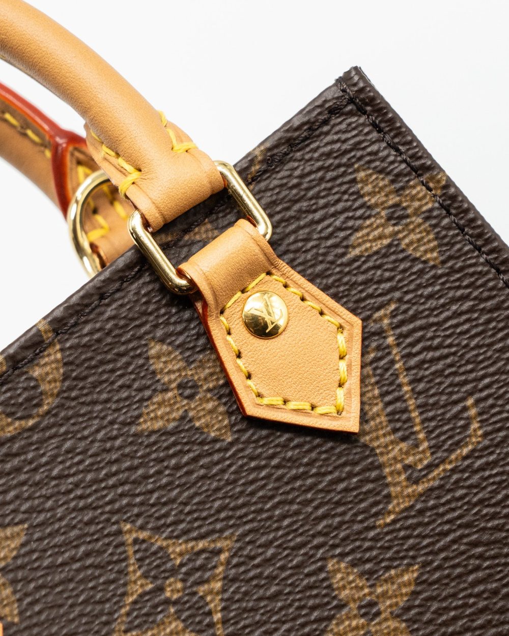 AAA Replica Louis Vuitton LV PETIT SAC PLAT MONOGRAM CANVAS GHW
