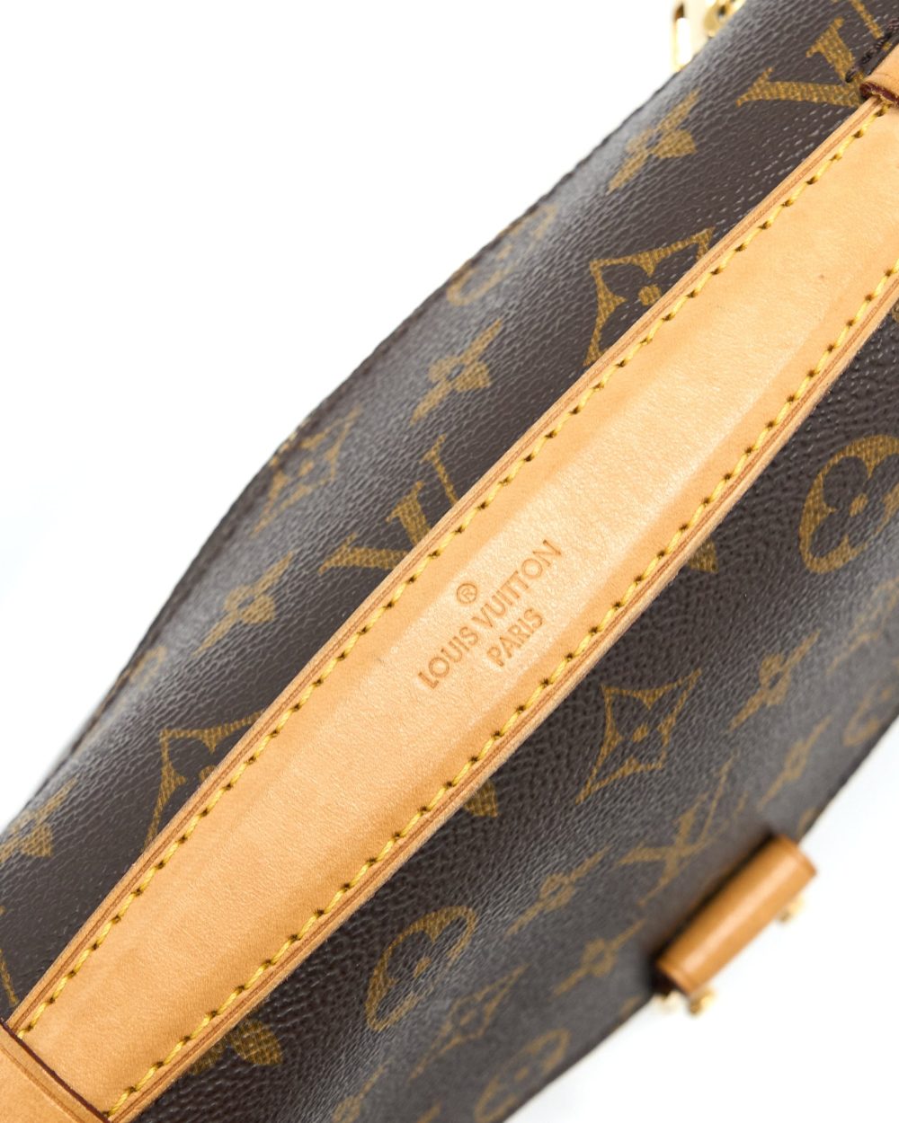 AAA Replica Louis Vuitton LV POCHETTE METIS MONOGRAM CANVAS GHW