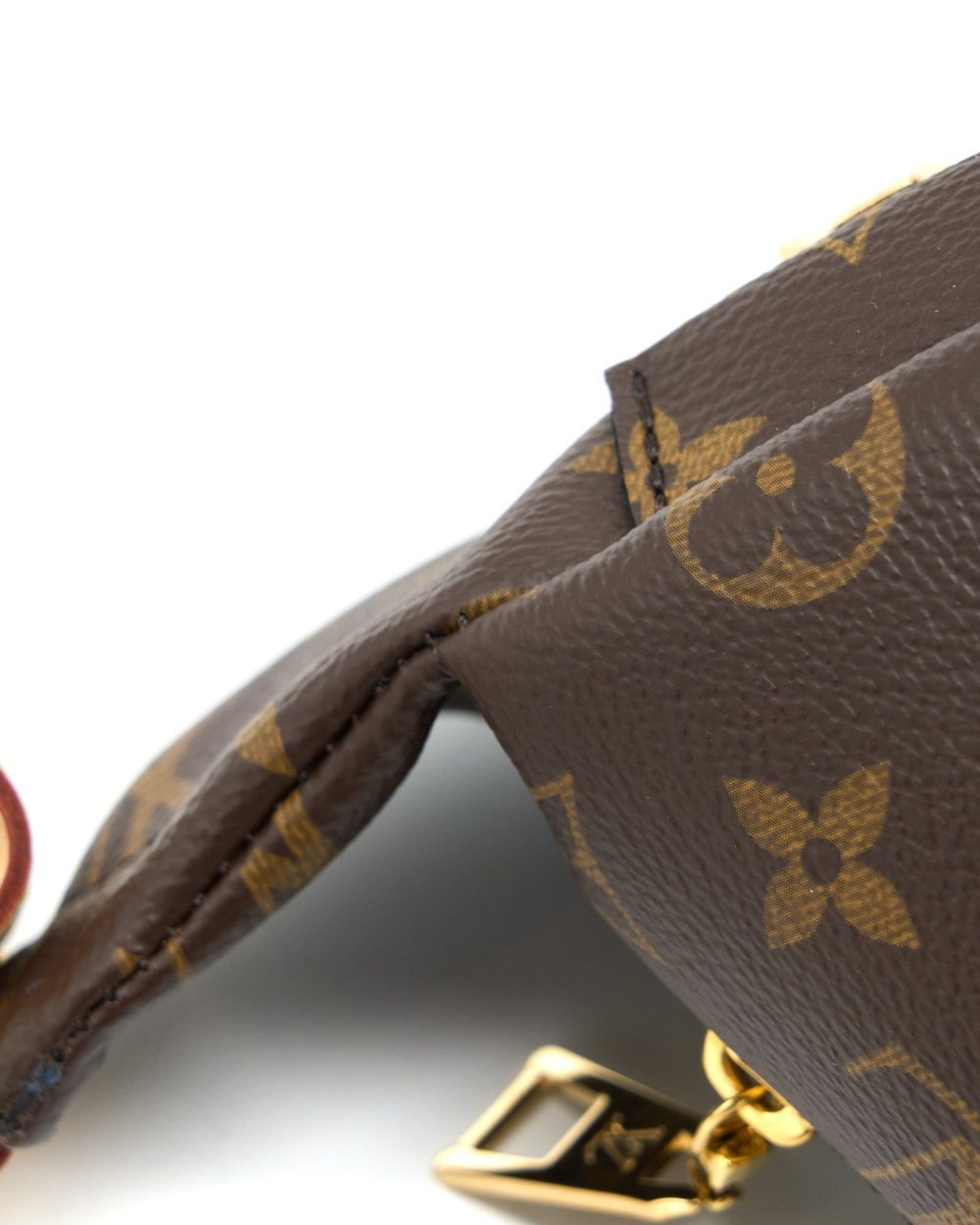 AAA Replica Louis Vuitton LV BUMBAG MONOGRAM CANVAS GHW