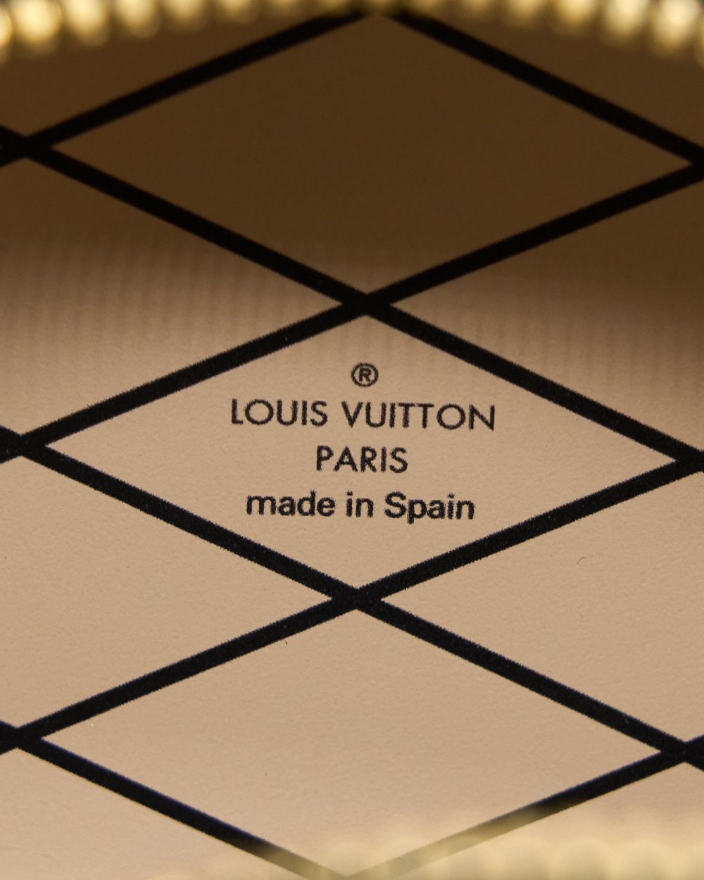 AAA Replica Louis Vuitton LV MINI BOITE CHAPEAU REVERSE MONOGRAM CANVAS GHW