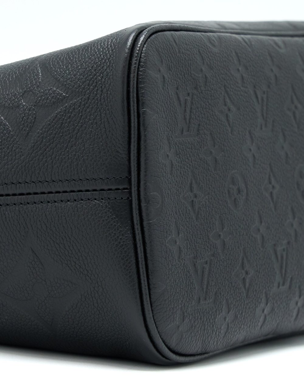 AAA Replica Louis Vuitton LV NEVERFULL MM MONOGRAM EMPREINTE BLACK GHW