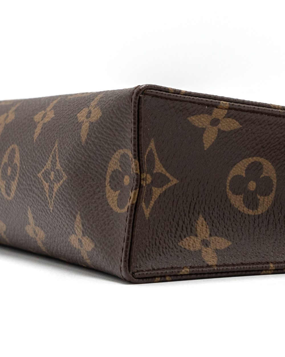 AAA Replica Louis Vuitton LV TOILETRY POCHETTE 26 MONOGRAM CANVAS GHW