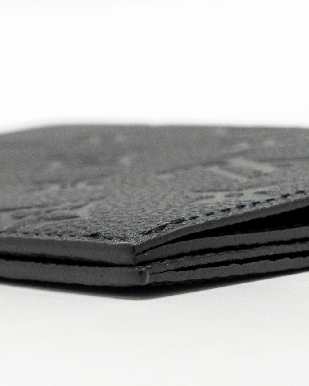 AAA Replica Louis Vuitton LV PASSPORT COVER MONOGRAM EMPREINTE LEATHER BLACK