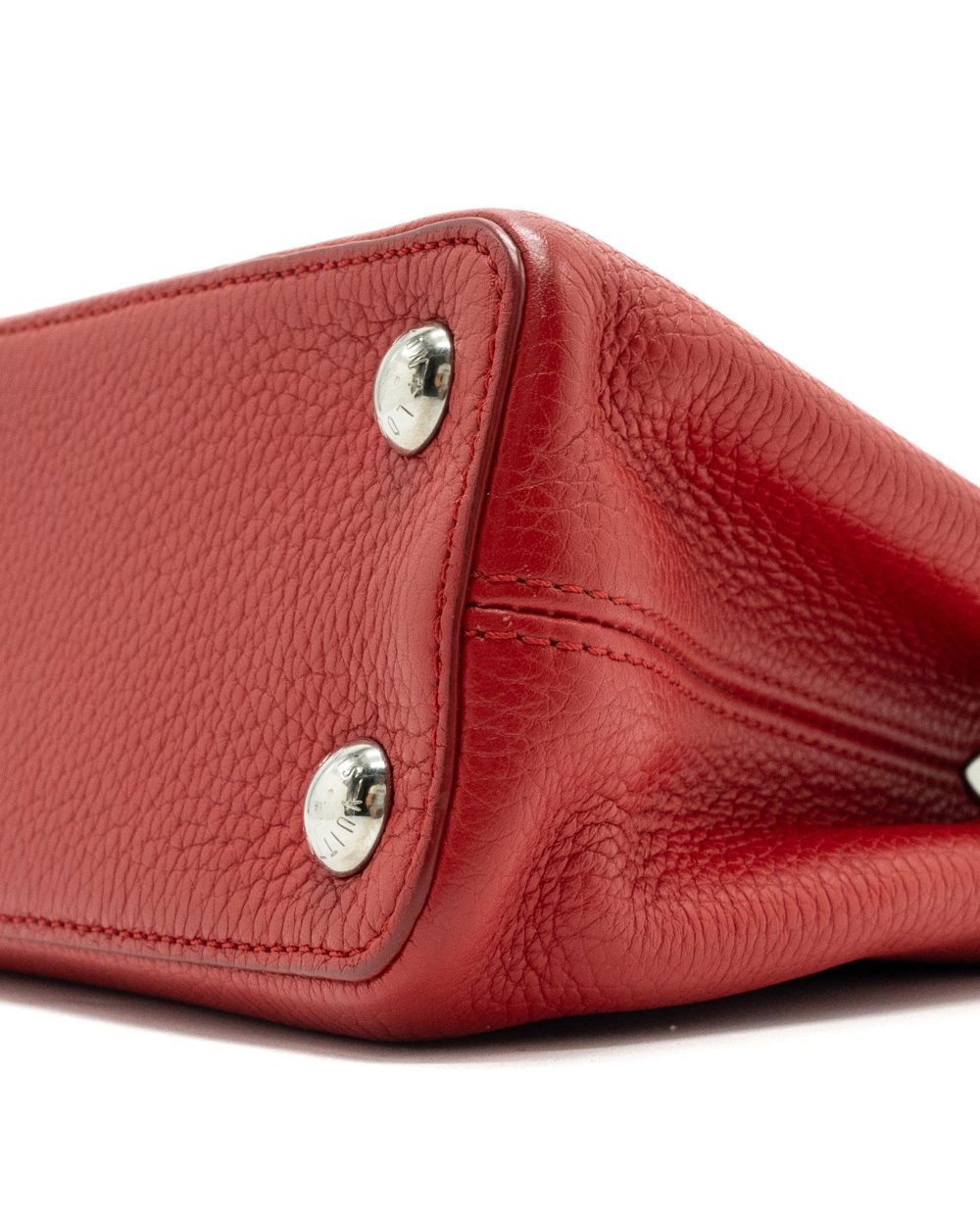 AAA Replica Louis Vuitton LV CAPUCINES BB TAURILLON RED GHW