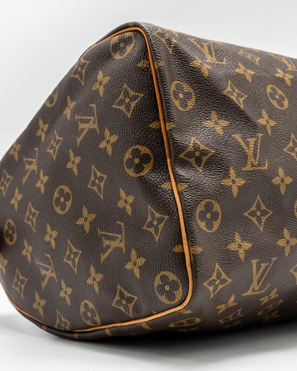 AAA Replica Louis Vuitton LV SPEEDY 35 MONOGRAM CANVAS GHW
