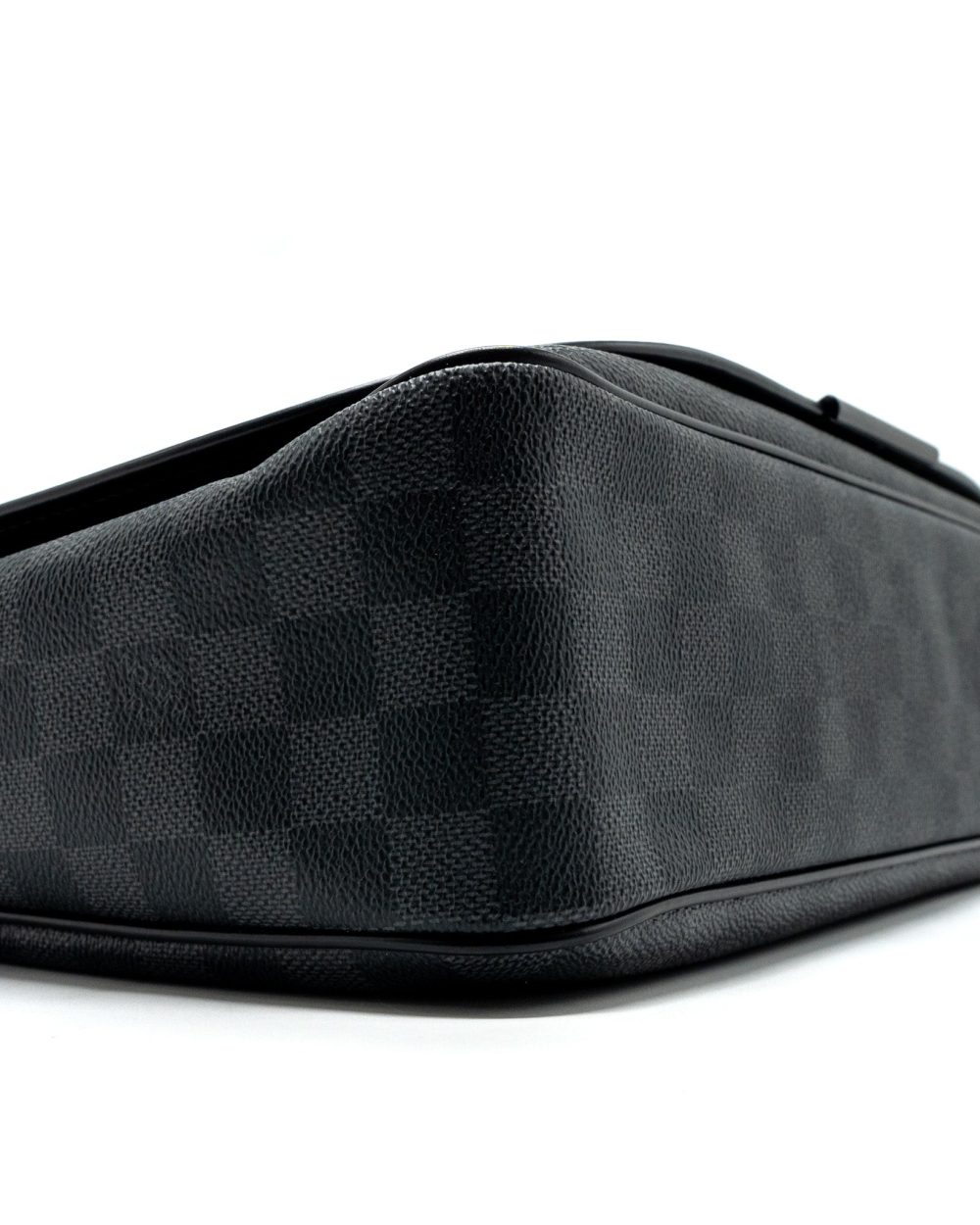 AAA Replica Louis Vuitton LV LARGE MESSANGER BAG DAMIER GRAPHITE CANVAS SHW