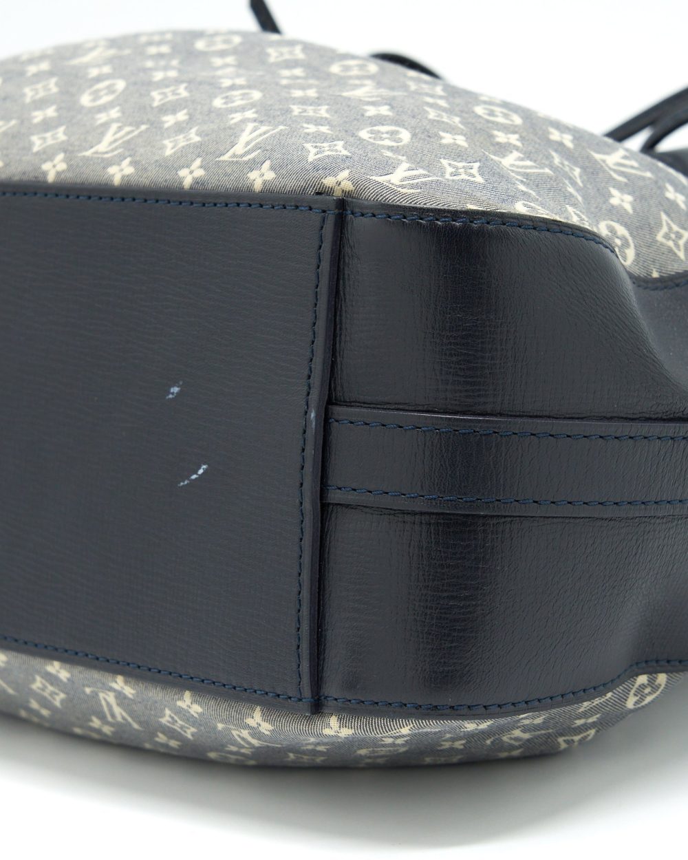 AAA Replica Louis Vuitton LV IDYLLE NOE BAG ENCRE MONOGRAM PRINT CANVAS AND LEATHER GHW
