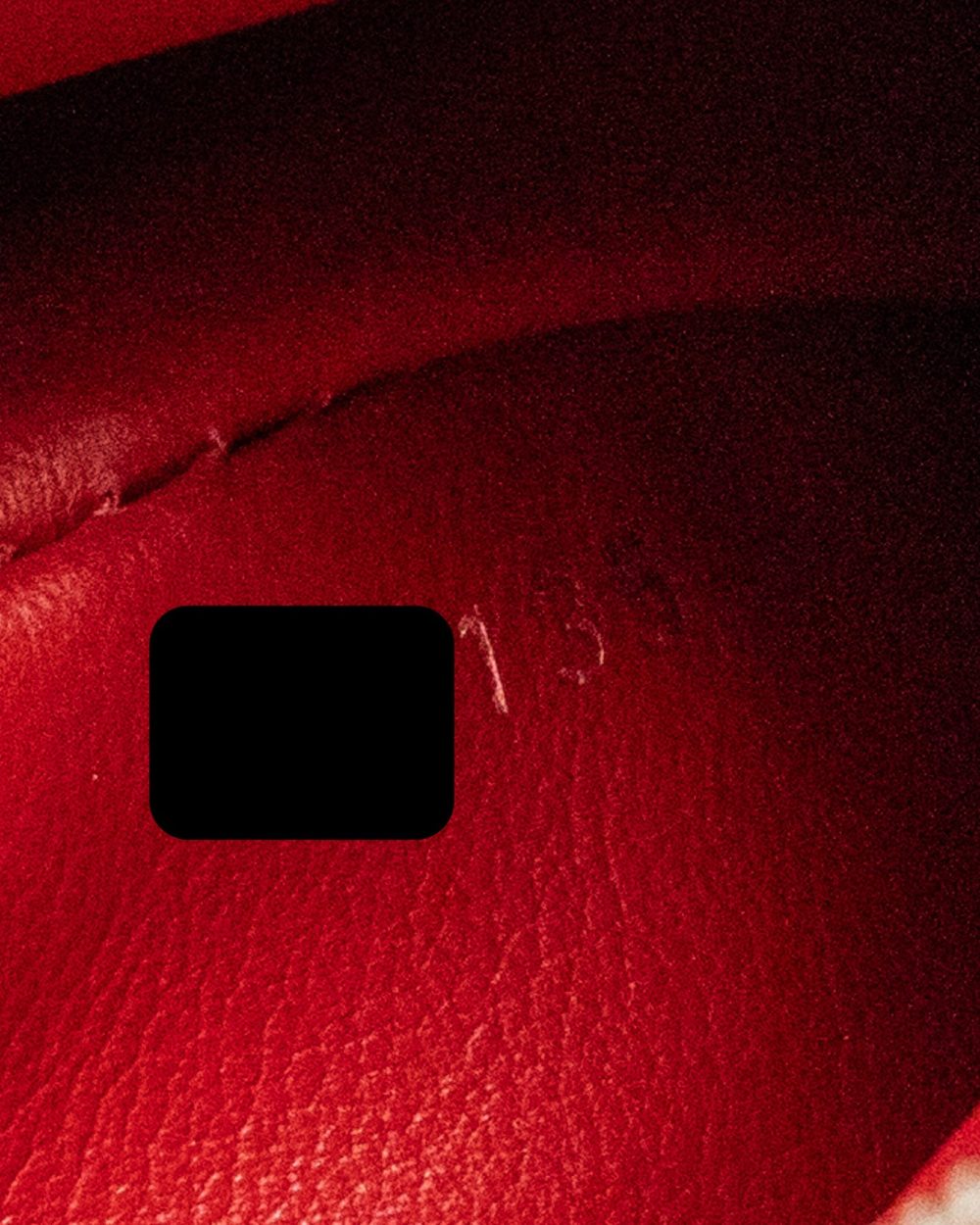 AAA Replica Louis Vuitton LV CAPUCINES BB TAURILLON RED GHW