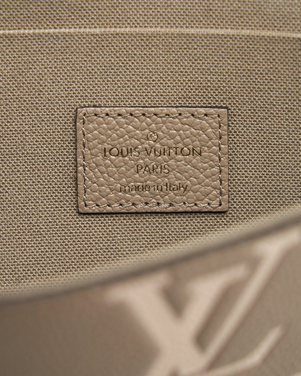 AAA Replica Louis Vuitton LV FELICIE POCHETTE TOURTERELLE/CREME GHW