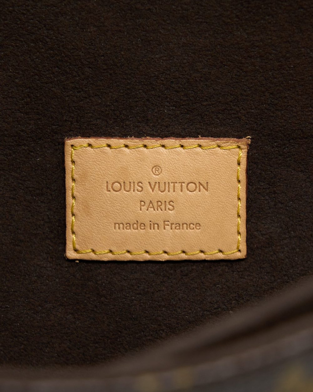 AAA Replica Louis Vuitton LV POCHETTE METIS MONOGRAM CANVAS GHW