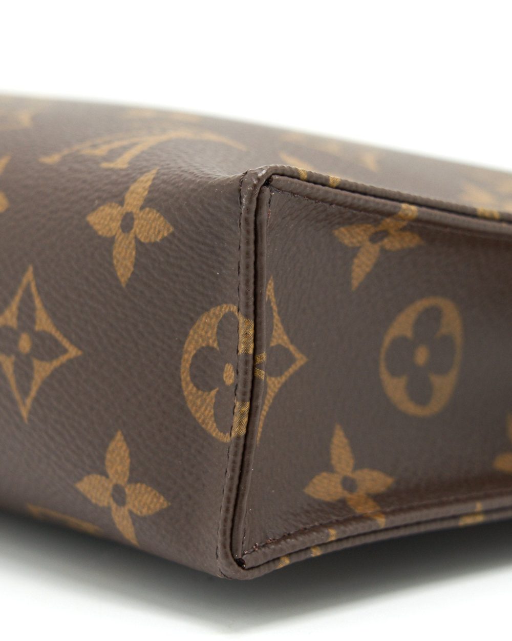AAA Replica Louis Vuitton LV TOILETRY POCHETTE 26CM MONOGRAM CANVAS