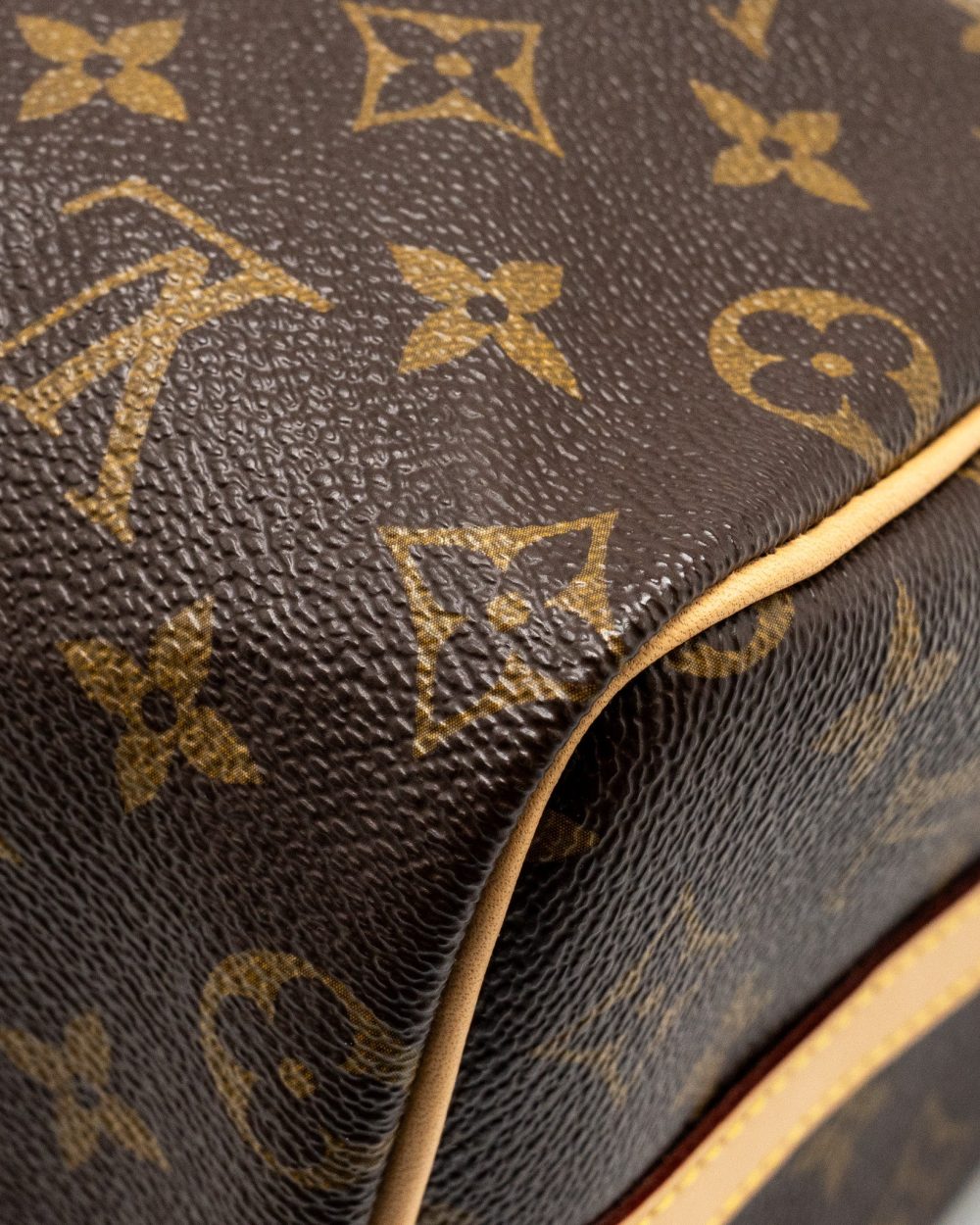 AAA Replica Louis Vuitton LV SPEEDY BANDOULIERE 25 MONOGRAM CANVAS GHW