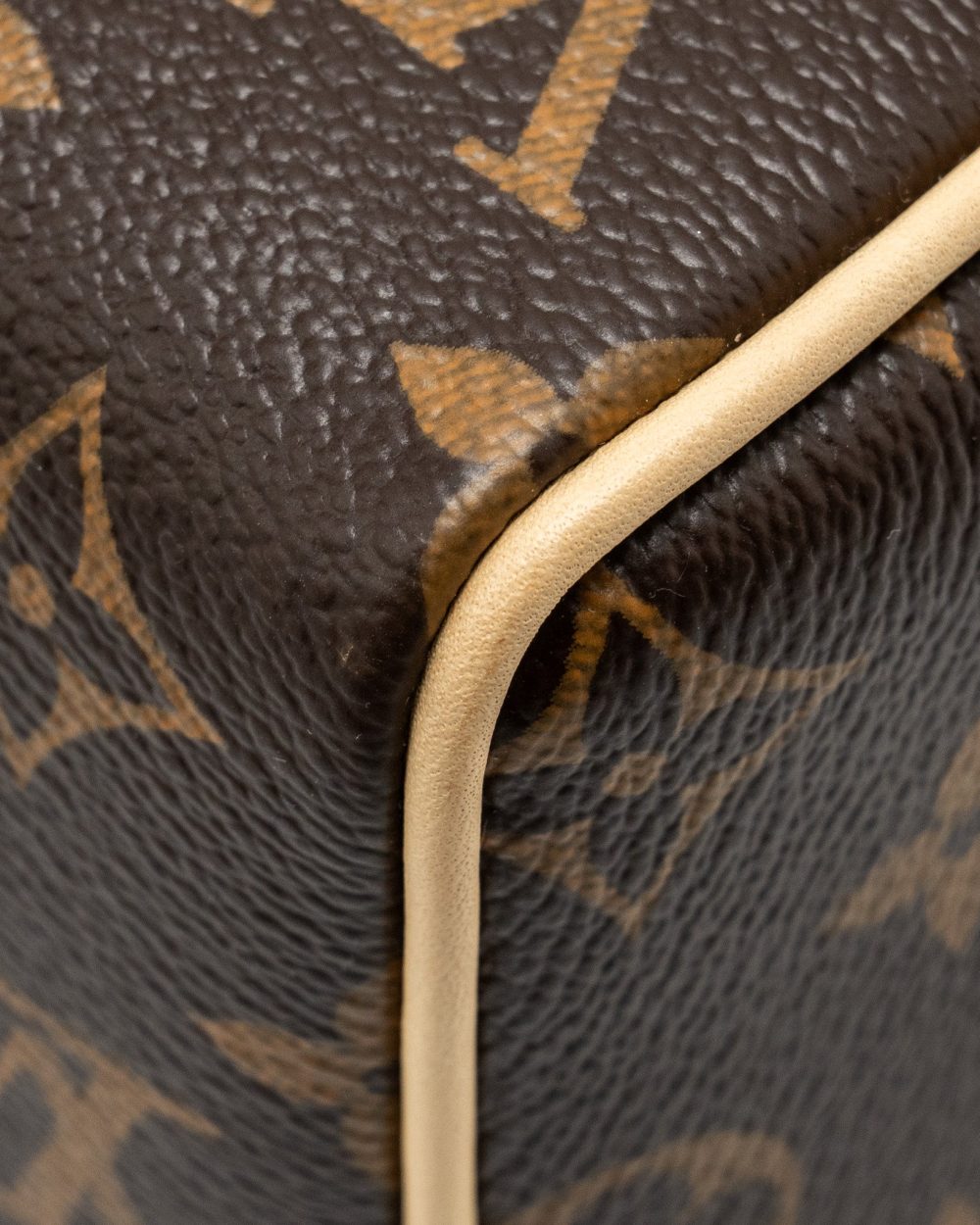 AAA Replica Louis Vuitton LV SPEEDY BANDOULIERE 20 MONOGRAM CANVAS BLACK STRAP GHW