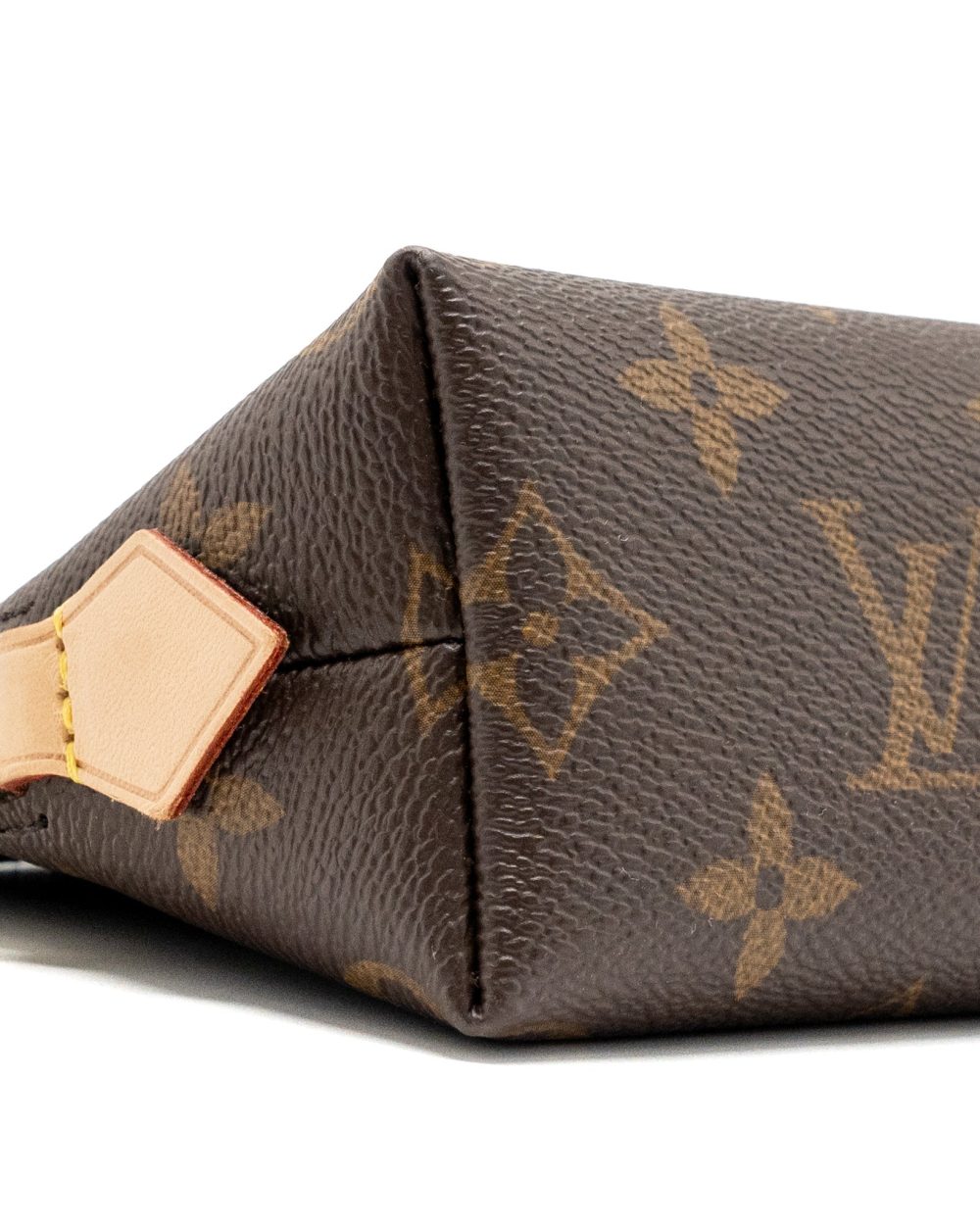 AAA Replica Louis Vuitton LV COSMETIC POUCH MONOGRAM CANVAS GHW