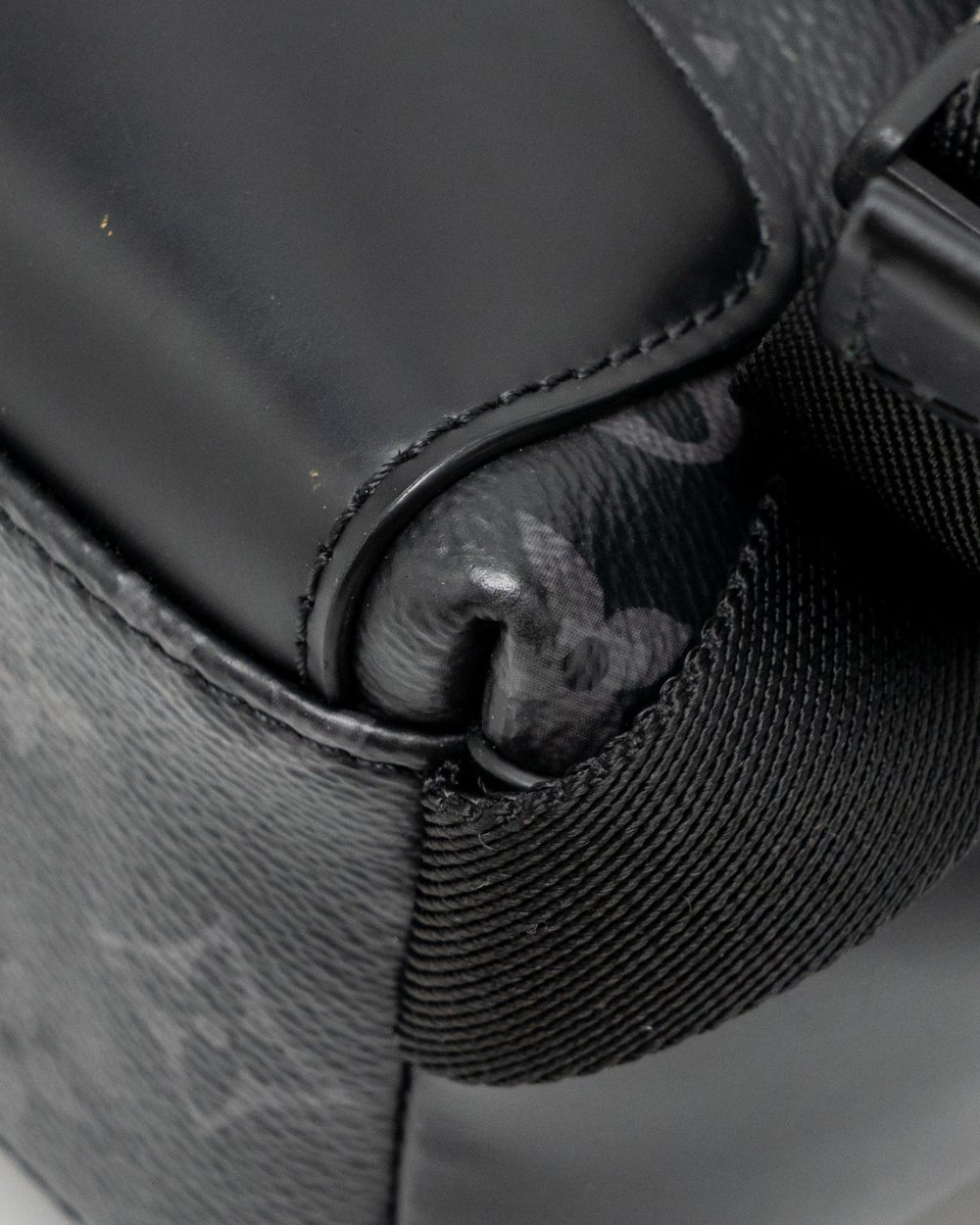 AAA Replica Louis Vuitton LV MESSENGER VOYAGER PM MONOGRAM CANVAS BLACK SHW