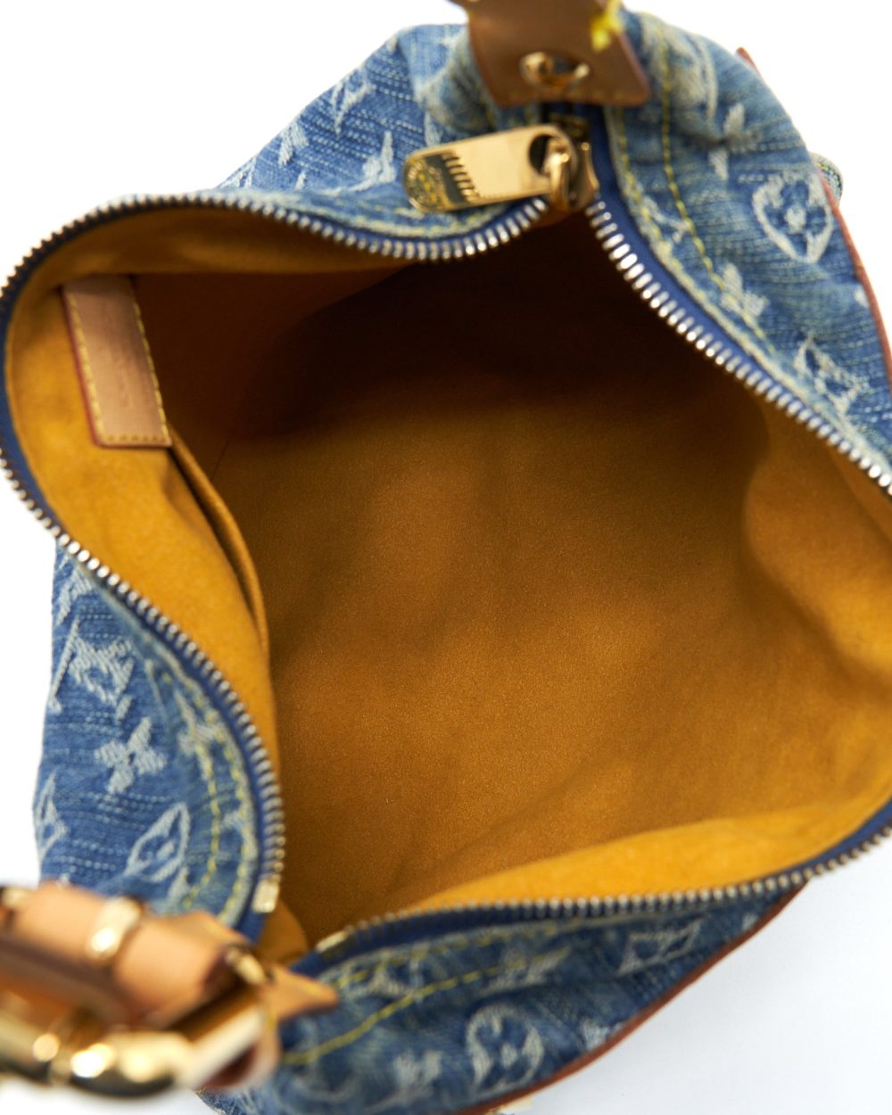 AAA Replica Louis Vuitton LV VINTAGE DENIM CROSSBODY BAG WITH AN EXTRA STRAP GHW