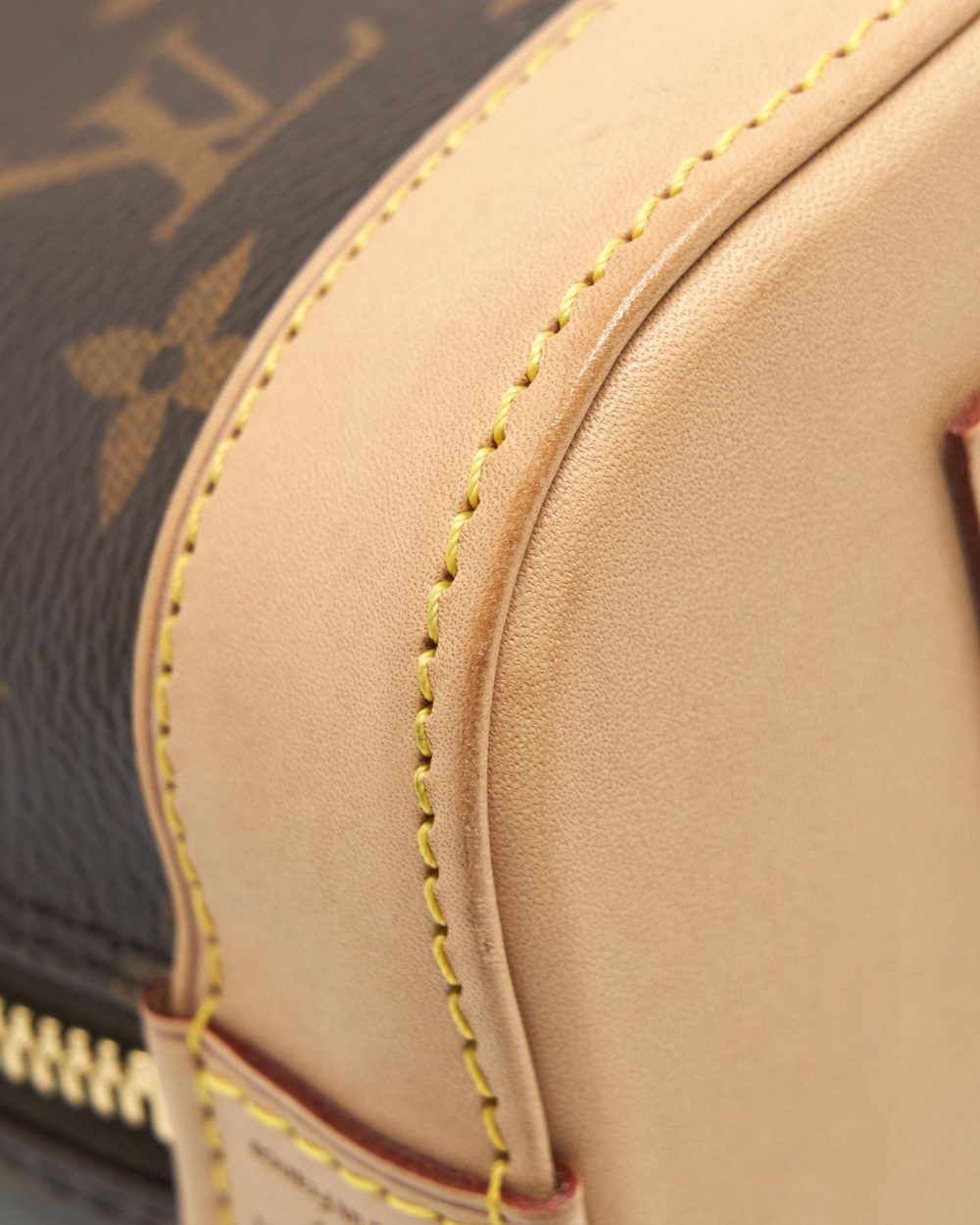 AAA Replica Louis Vuitton LV ALMA BB MONOGRAM CANVAS GHW