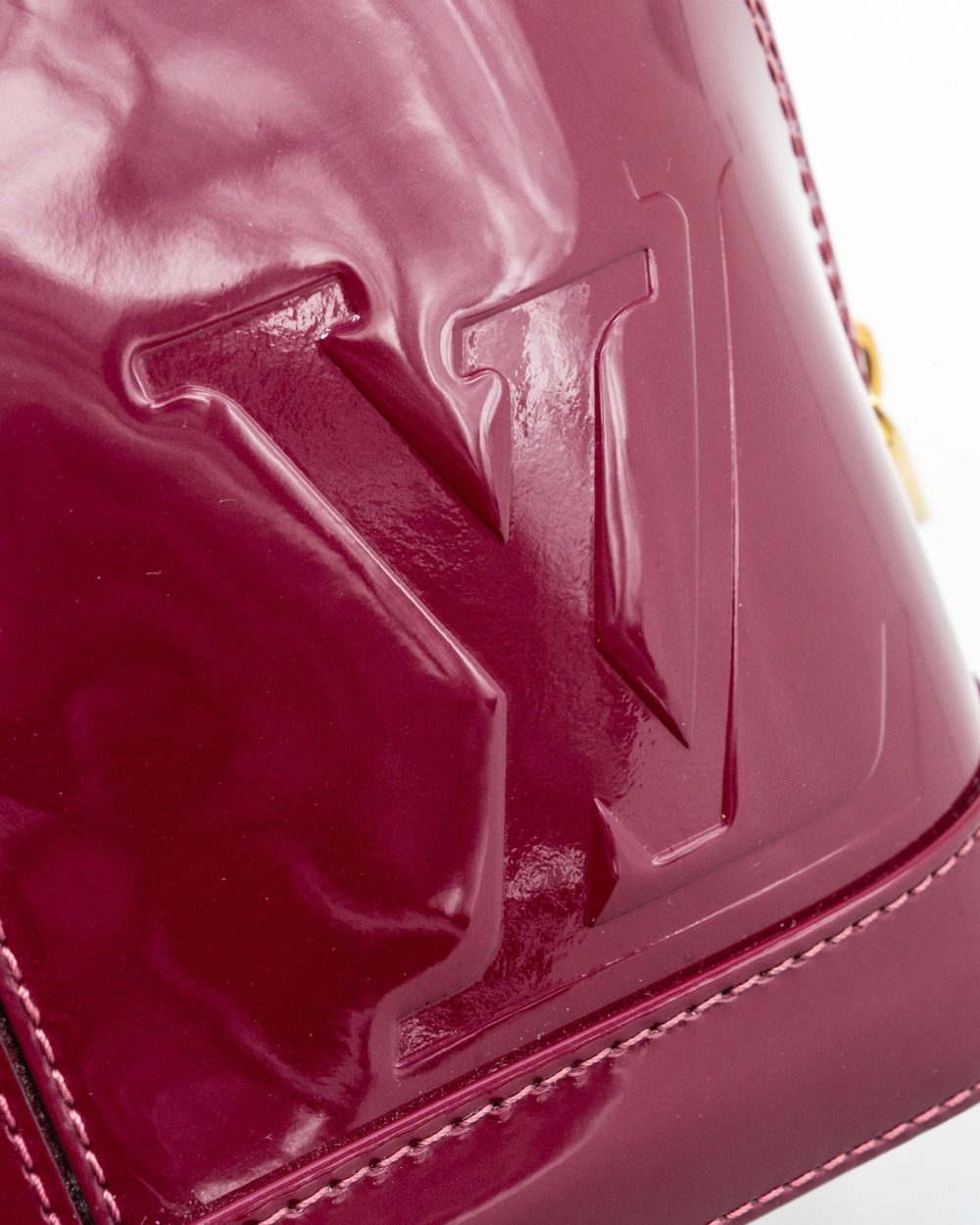 AAA Replica Louis Vuitton LV ALMA BB VERNI MIROIR PATENT DARK PINK GHW