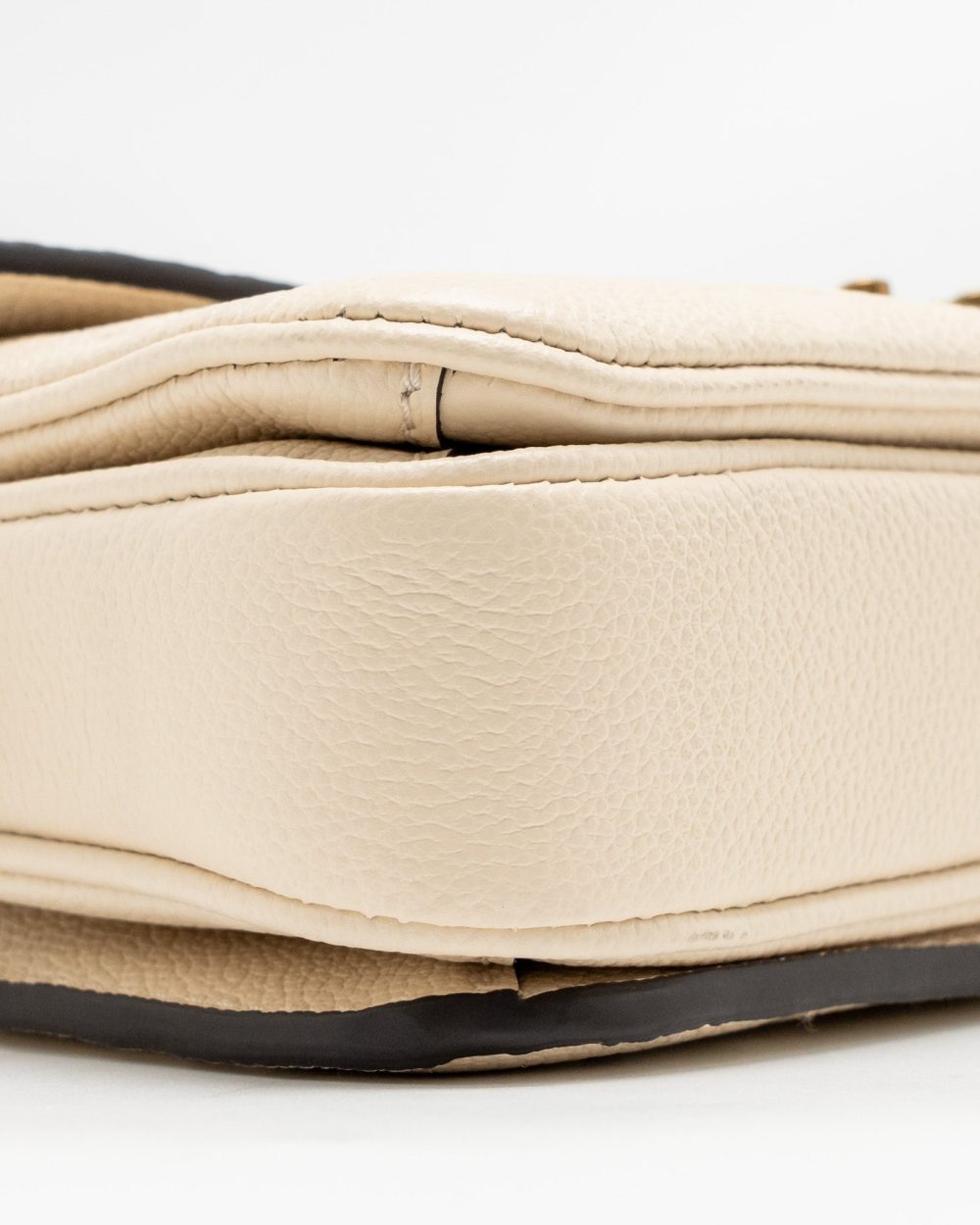 AAA Replica Louis Vuitton LV POCHETTE MÉTIS EAST WEST MONOGRAM EMPREINTE LEATHER CREAM GHW