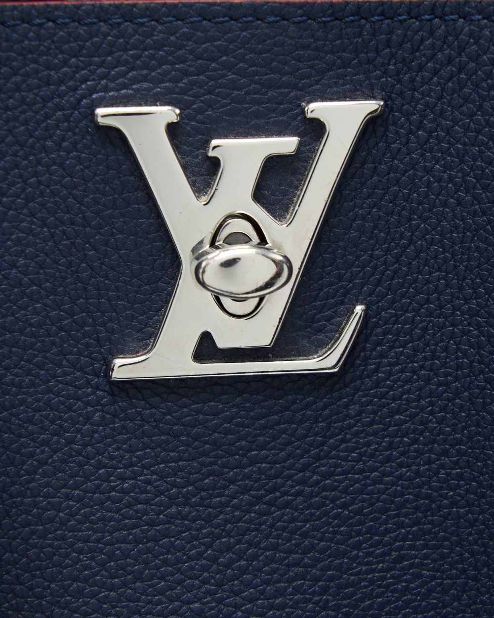AAA Replica Louis Vuitton LV LOCKME BUCKET BAG CALFSKIN DARK BLUE SHW