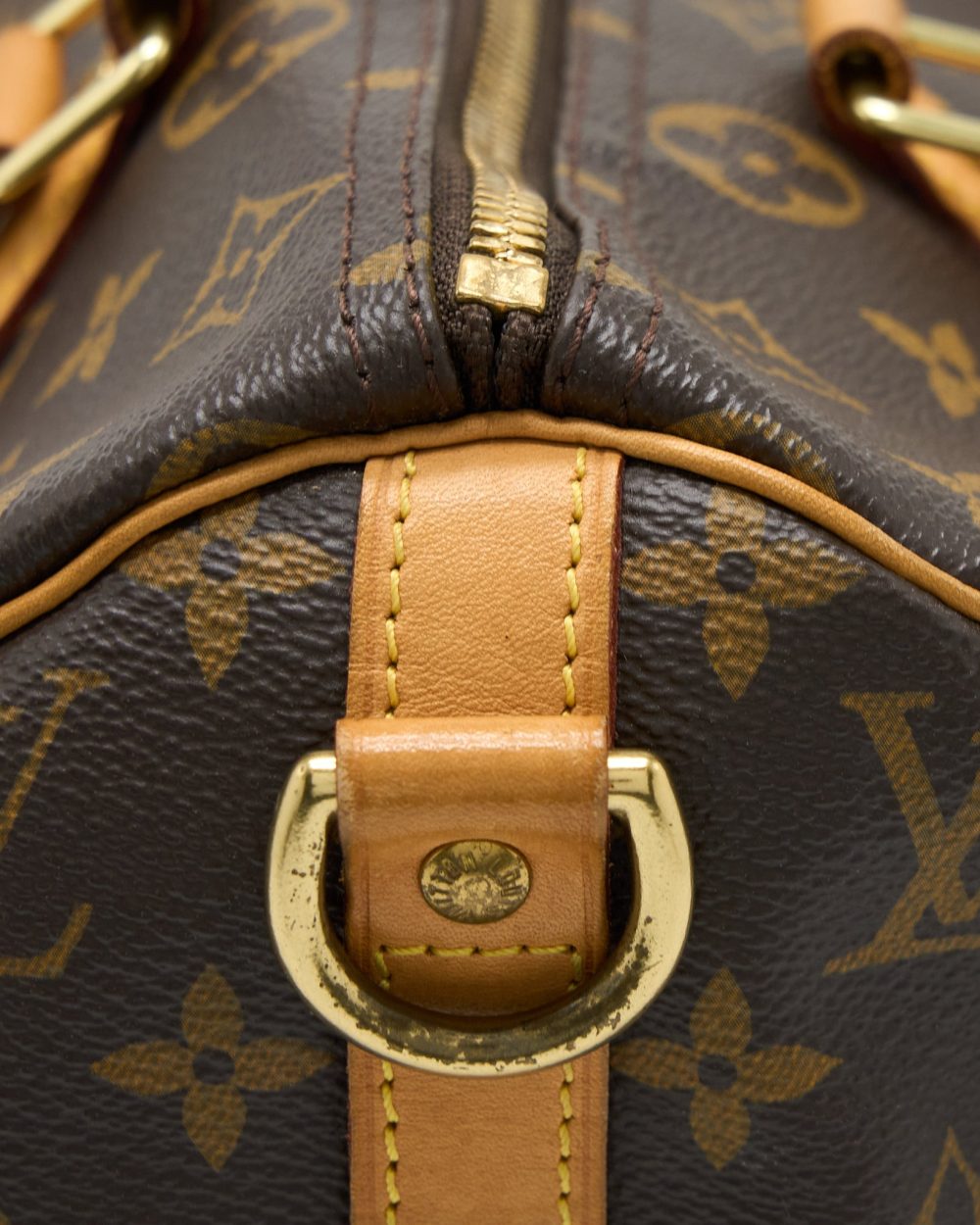 AAA Replica Louis Vuitton LV SPEEDY BANDOULIERE 30 MONOGRAM CANVAS GHW