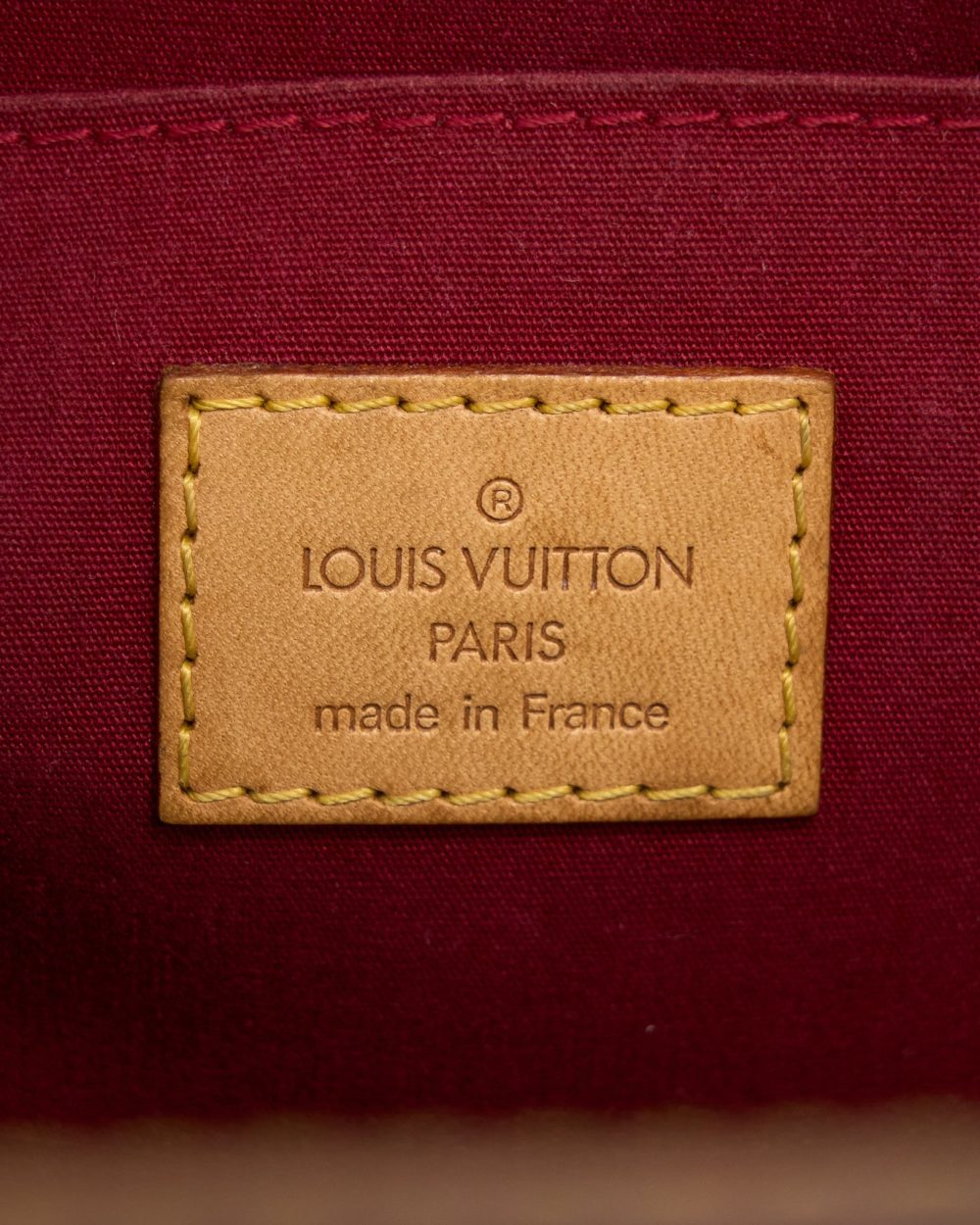 AAA Replica Louis Vuitton LV ROXBURY DRIVE MONOGRAM VERNIS RED GHW
