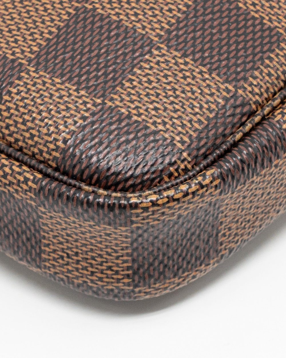 AAA Replica Louis Vuitton LV MINI POCHETTE ACCESSORIES DAMIER EBENE CANVAS GHW