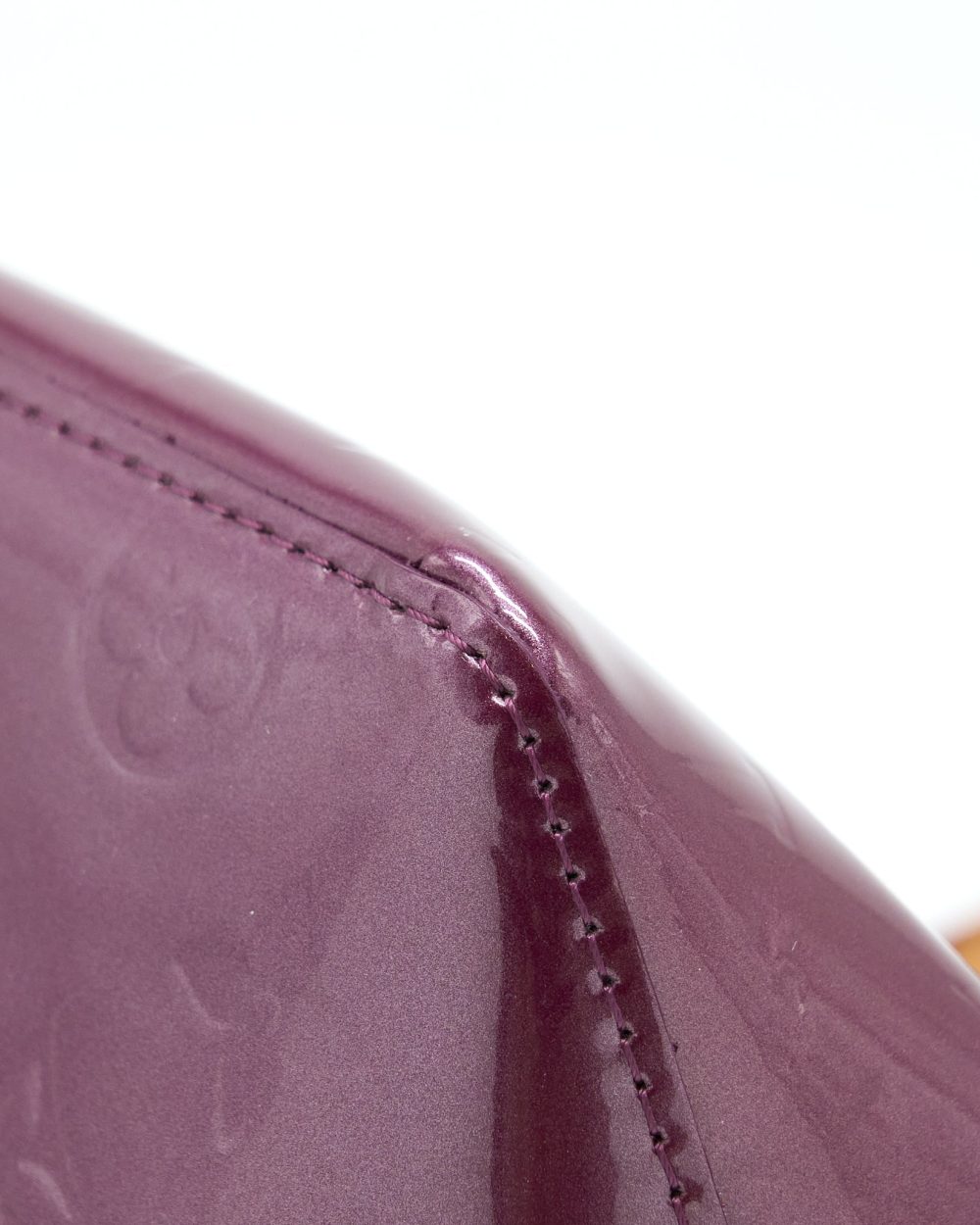 AAA Replica Louis Vuitton LV BELLEVUE PM MONOGRAM VERNIS VIOLETTE GHW