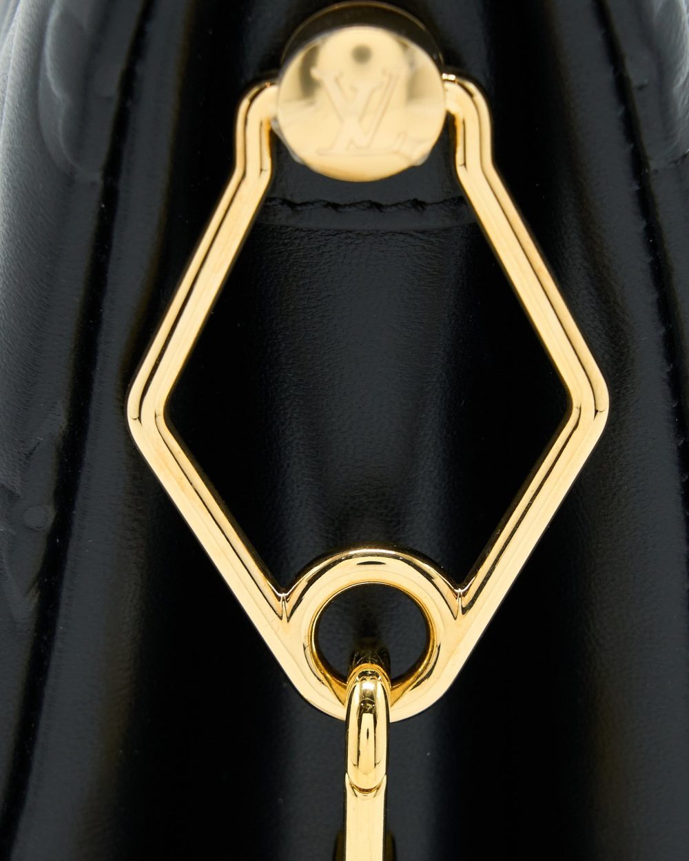 AAA Replica Louis Vuitton LV COUSSIN PM LAMBSKIN BLACK GHW (NEW VERISON)