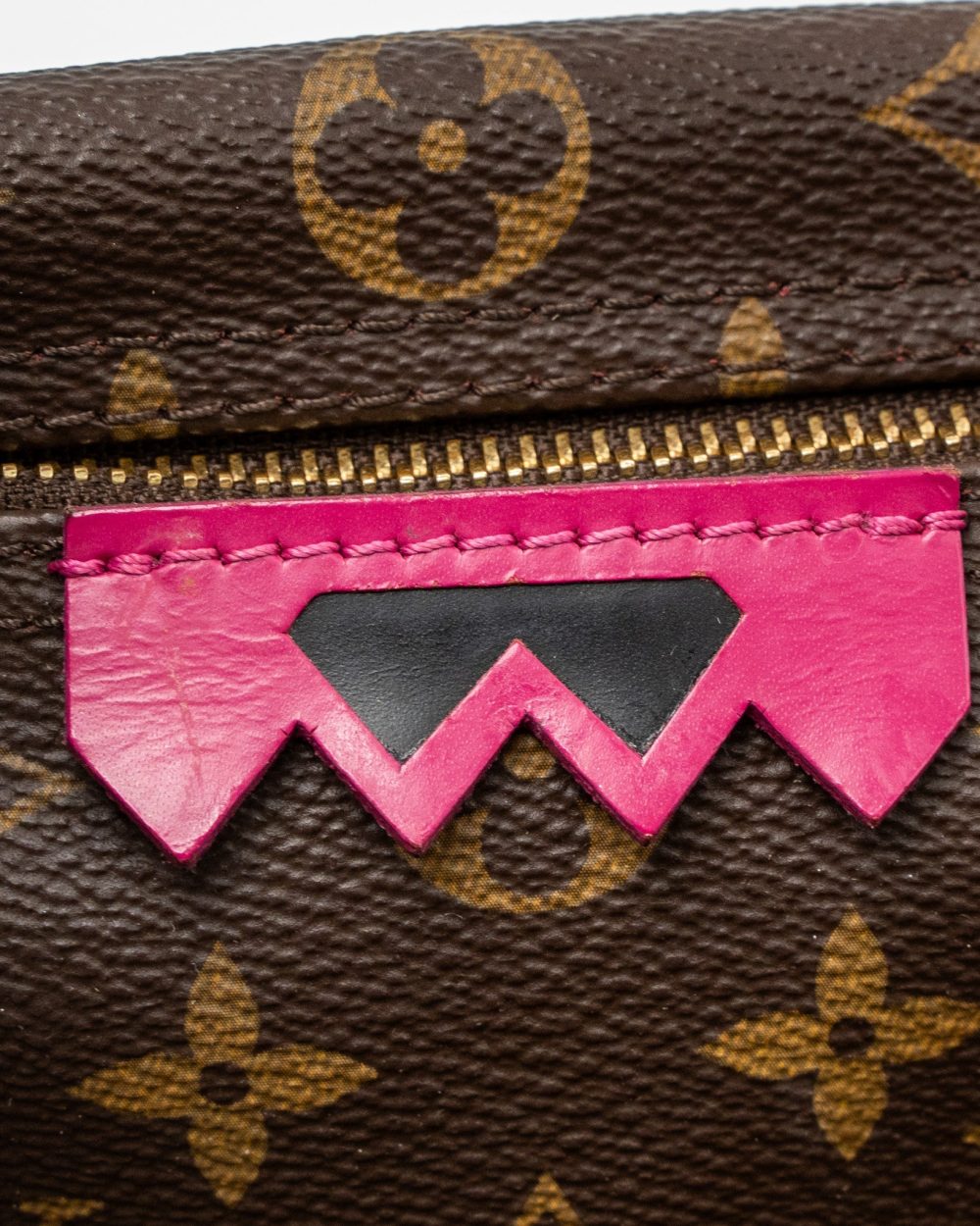 AAA Replica Louis Vuitton LV SPEEDY 30 LIMITED EDITION MONOGRAM CANVAS GHW