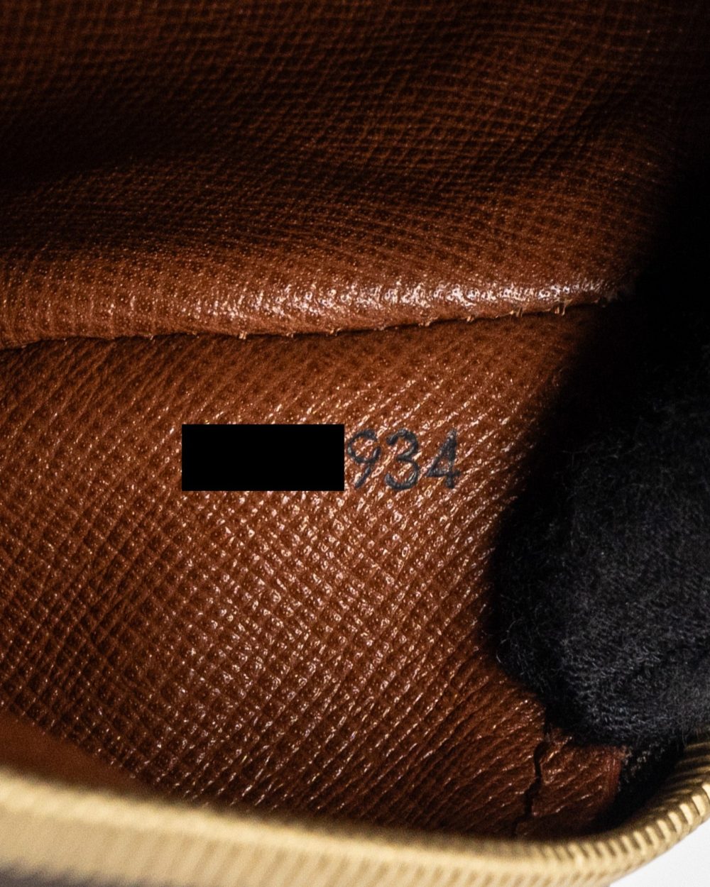 AAA Replica Louis Vuitton LV VINTAGE PAPILLON BAG MONOGRAM CANVAS GHW