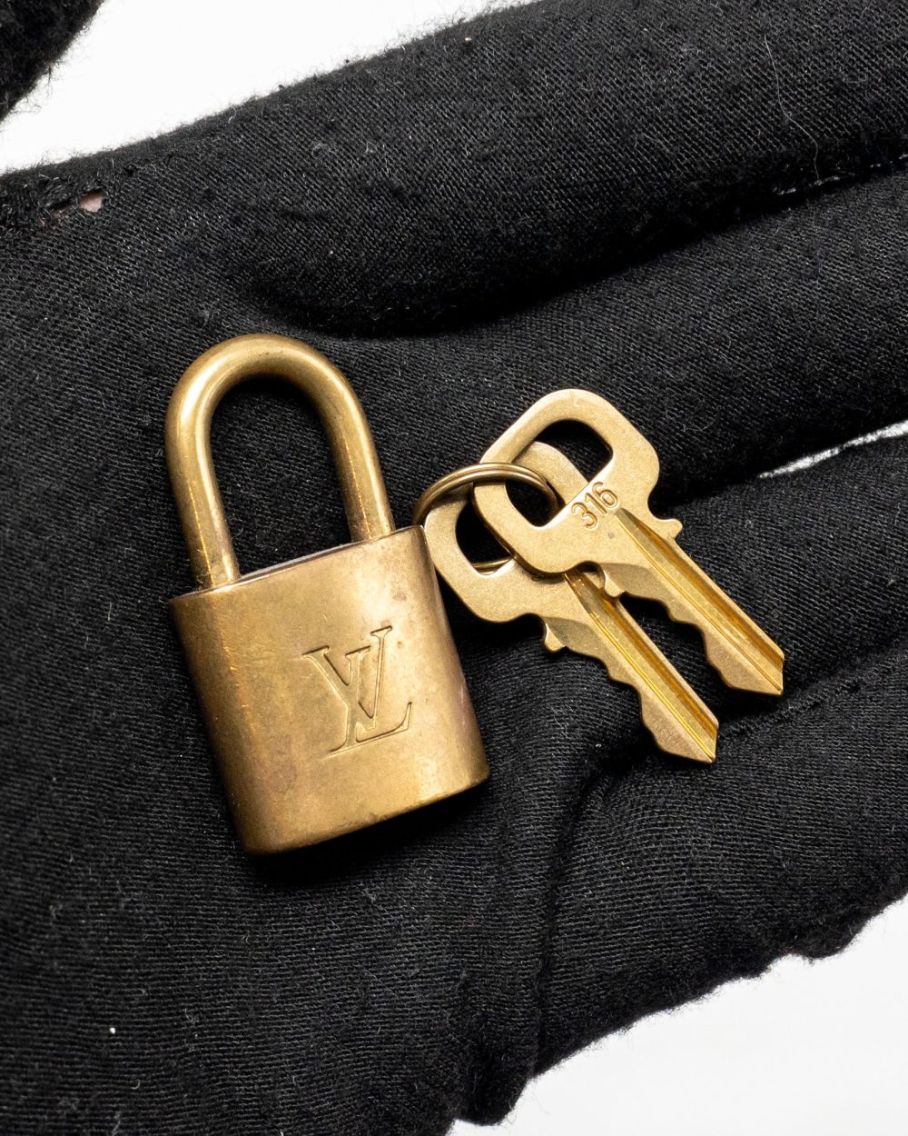 AAA Replica Louis Vuitton LV SPEEDY BANDOULIERE 30 DAMIER EBENE CANVAS GHW