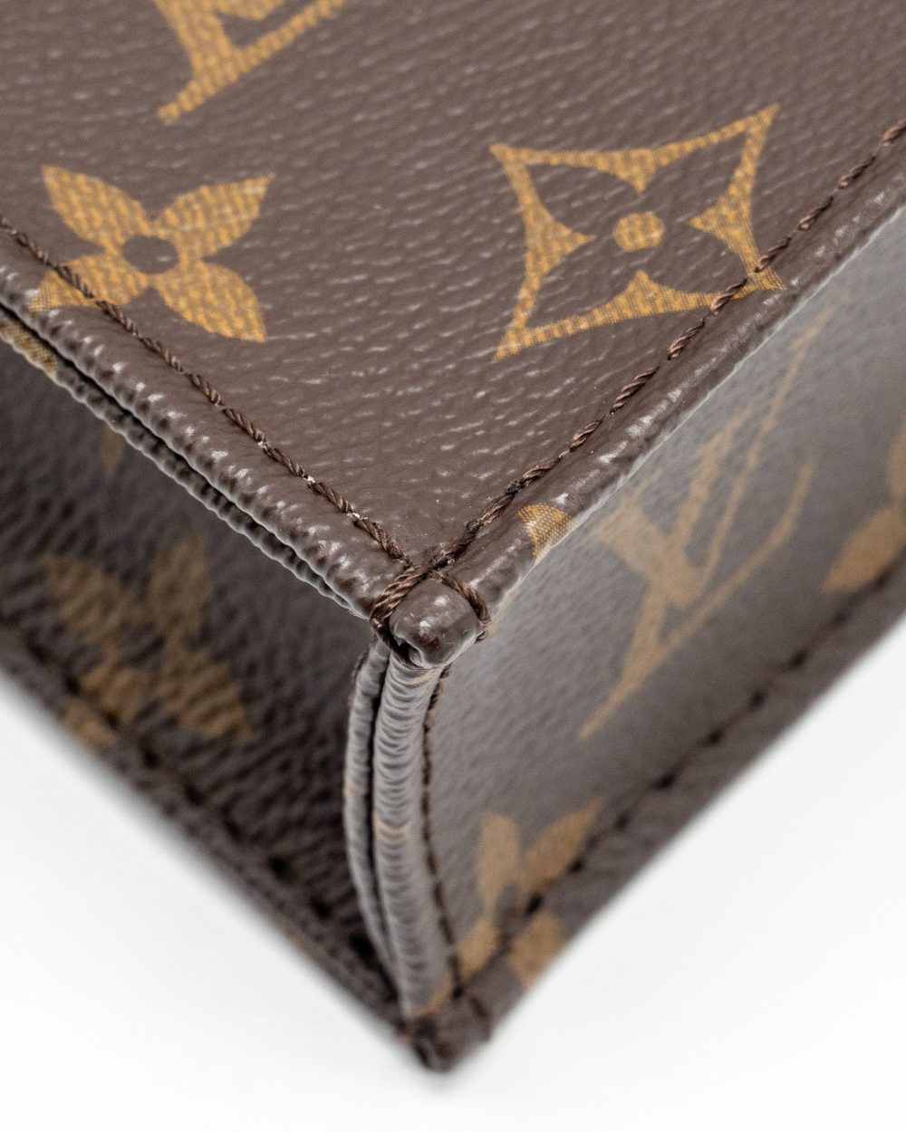 AAA Replica Louis Vuitton LV PETIT SAC PLAT MONOGRAM CANVAS GHW