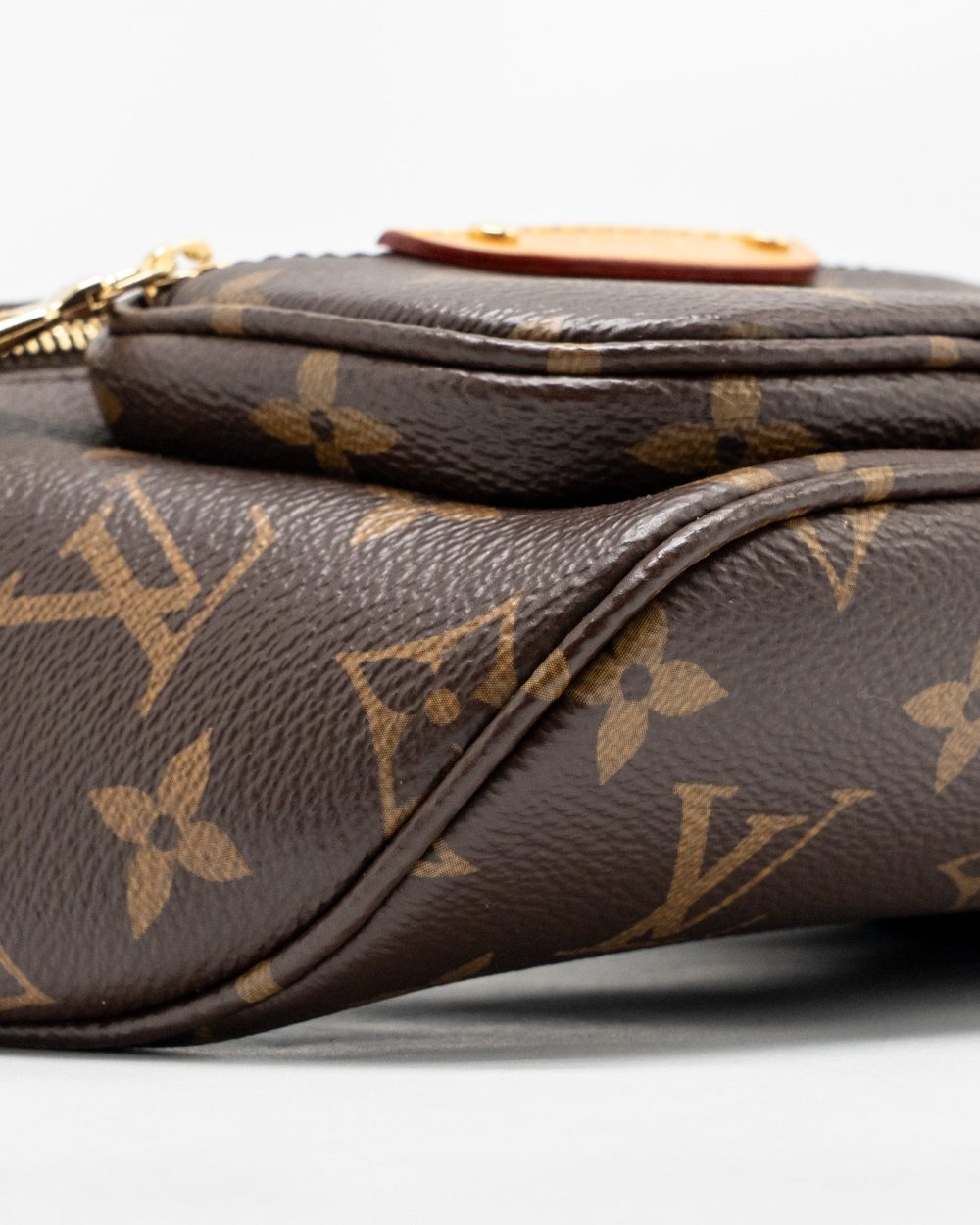 AAA Replica Louis Vuitton LV MINI BUMBAG MONOGRAM CANVAS GHW