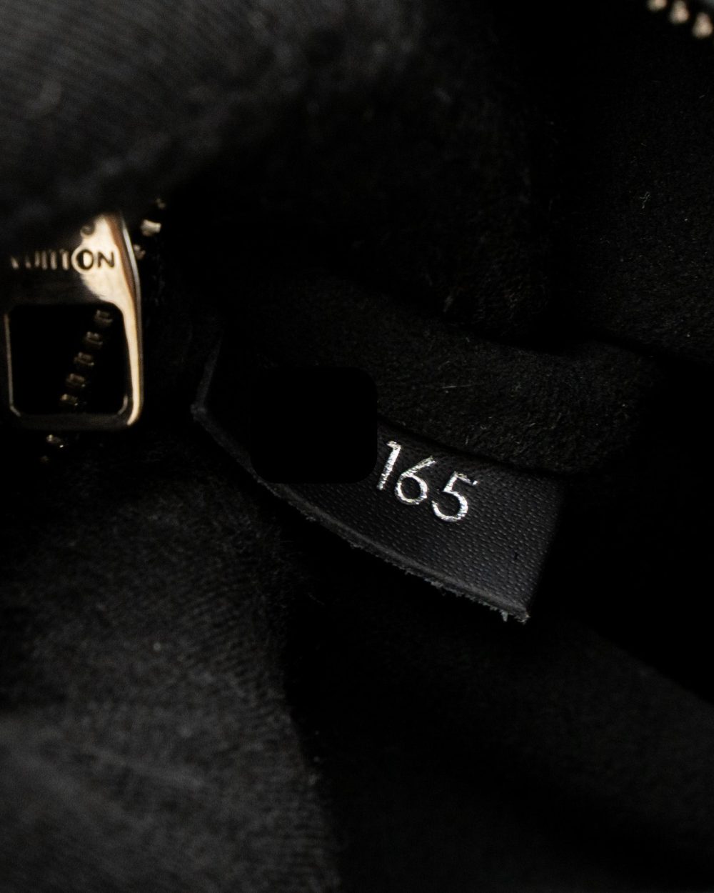 AAA Replica Louis Vuitton LV CLUNY MM EPI BLACK SHW