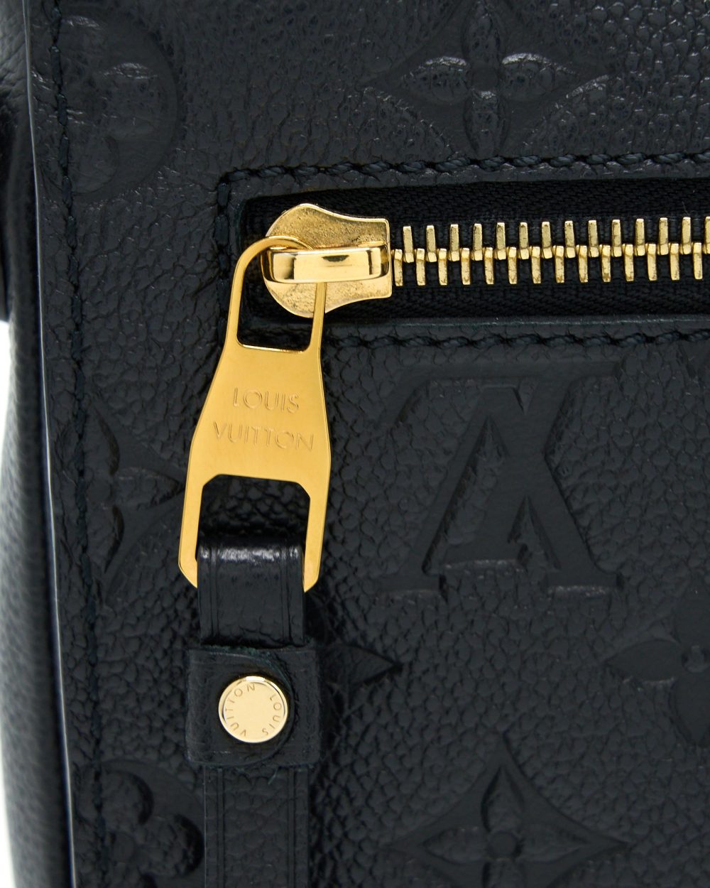 AAA Replica Louis Vuitton LV POCHETTE MÉTIS MONOGRAM EMPREINTE BLACK GHW
