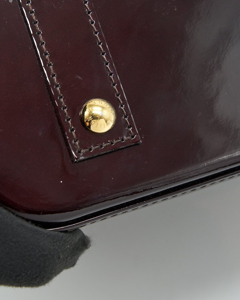 AAA Replica Louis Vuitton LV ALMA BB PATENT AMARANTE RAYE GHW