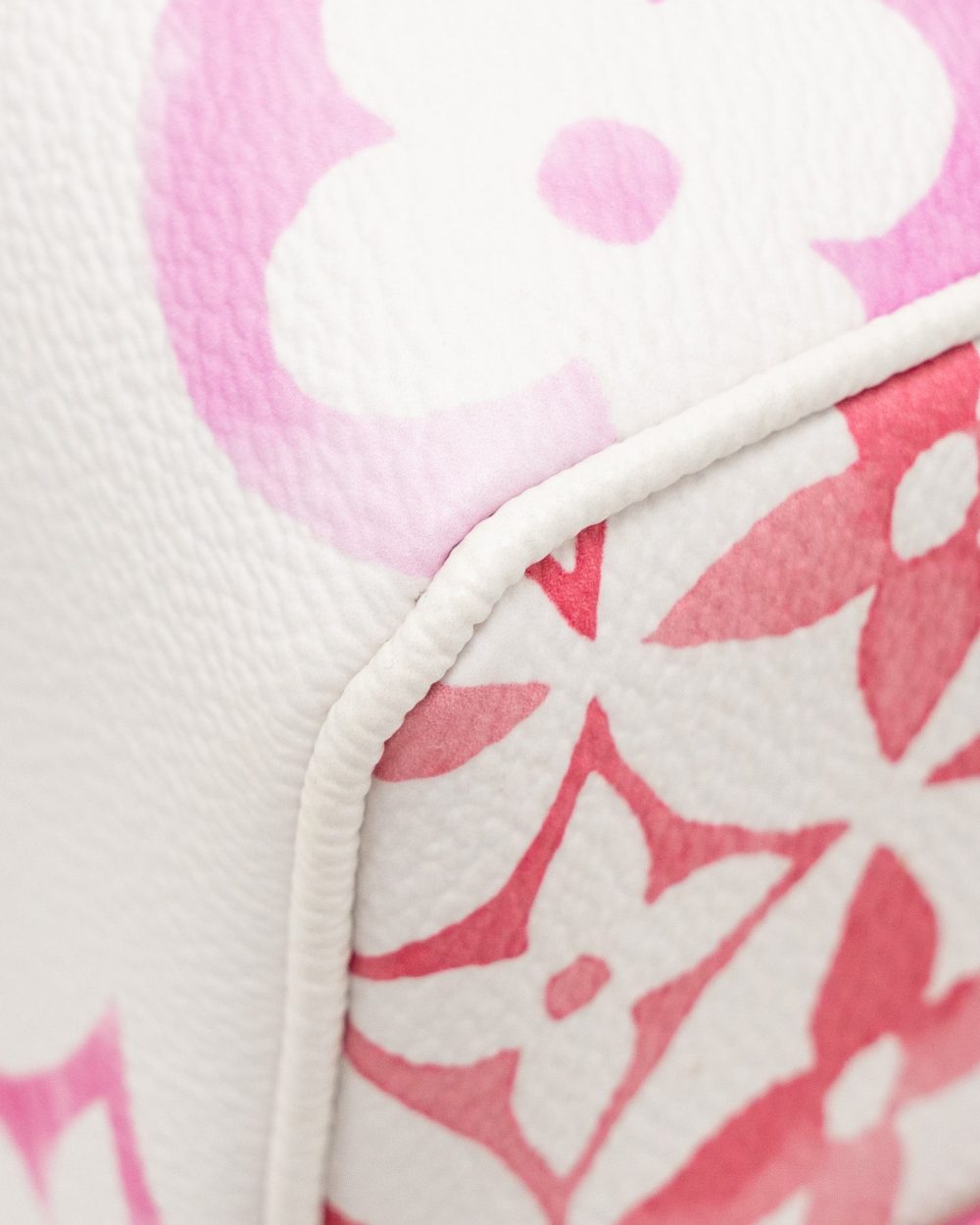 AAA Replica Louis Vuitton LV BY THE POOL SPEEDY BANDOULIERE 25 GIANT MONOGRAM CANVAS PINK/WHITE GHW