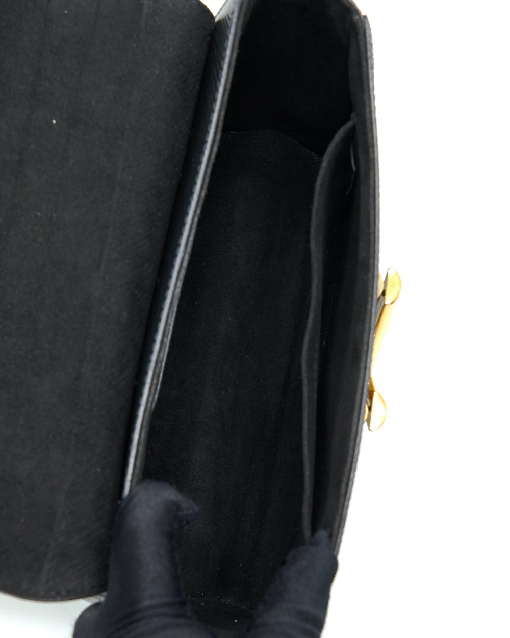 AAA Replica Louis Vuitton LV TWIST MM EPI BLACK GHW
