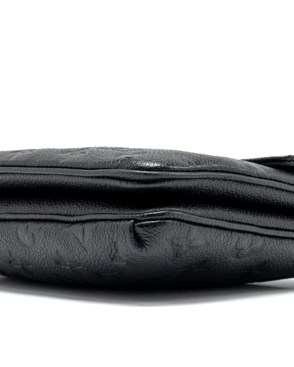AAA Replica Louis Vuitton LV ENVELOP POCHETTE MONOGRAM EMPREINTE BLACK GHW