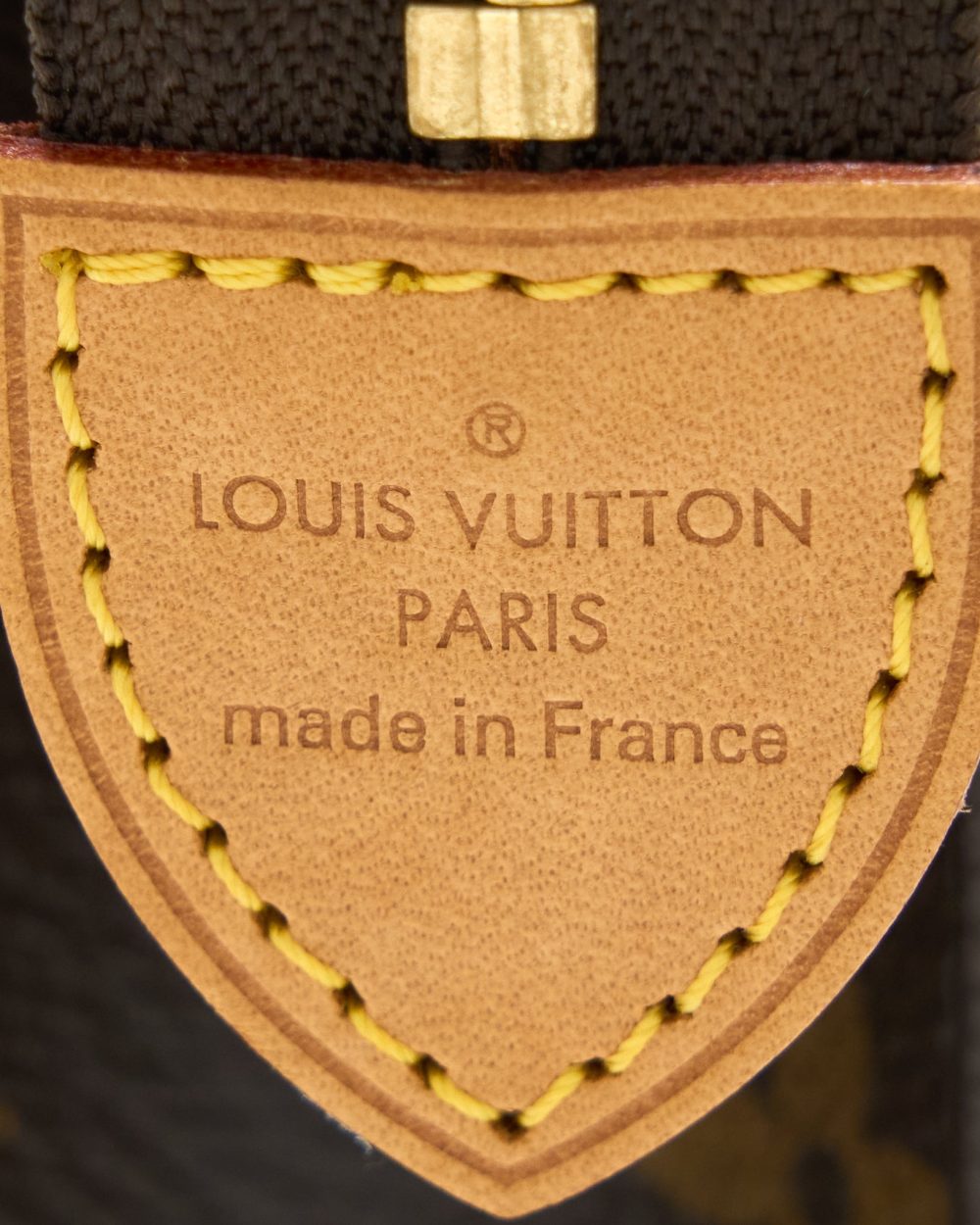 AAA Replica Louis Vuitton LV TOILETRY POCHETTE 26 MONOGRAM CANVAS GHW