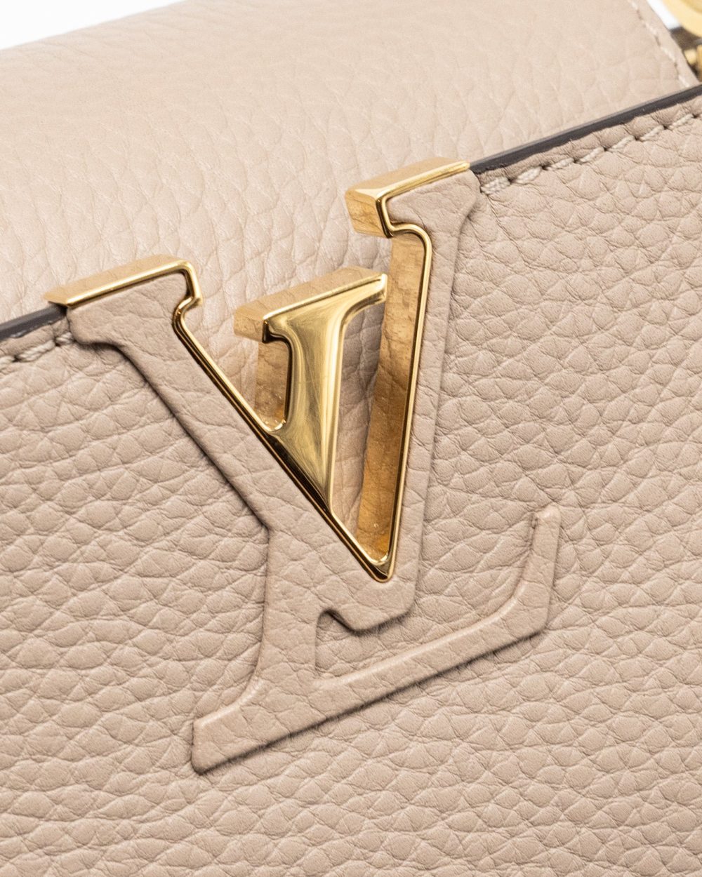 AAA Replica Louis Vuitton LV CAPUCINES BB TAURILLON GALET GHW