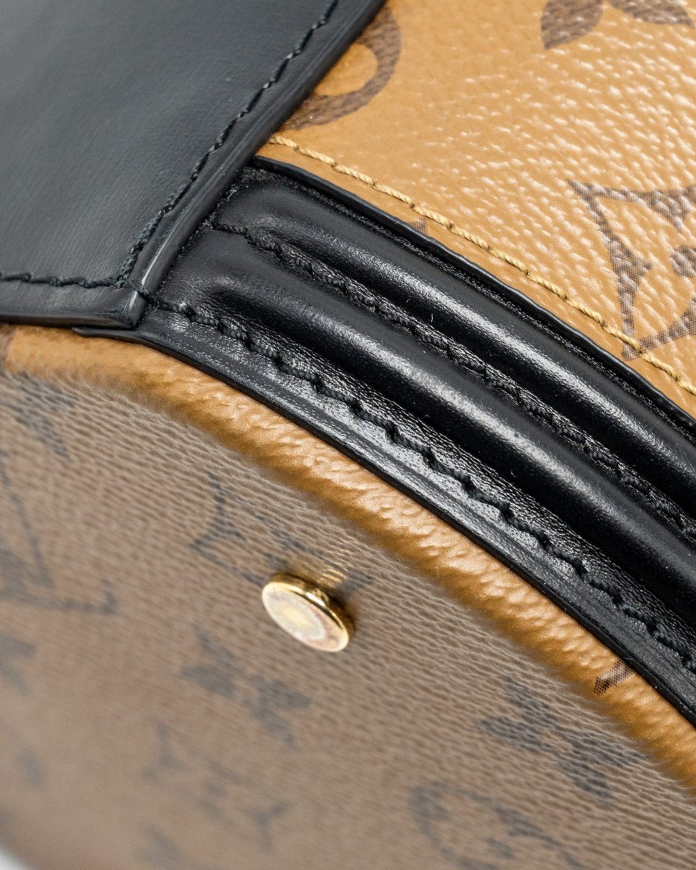 AAA Replica Louis Vuitton LV CANNES MONOGRAM REVERSE CANVAS GHW