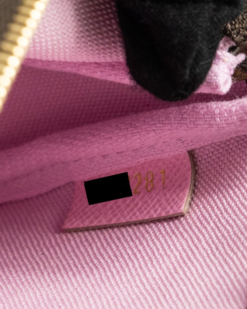 AAA Replica Louis Vuitton LV MINI POCHETTE ACCESSORIES 2021 CHRISTMAS LIMITED EDITION JAPANESE GARDEN SAKURA GHW